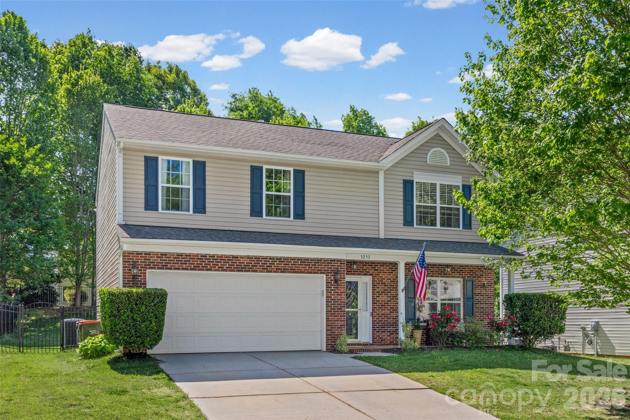 3253 Wicklow Lane — Lake Wylie