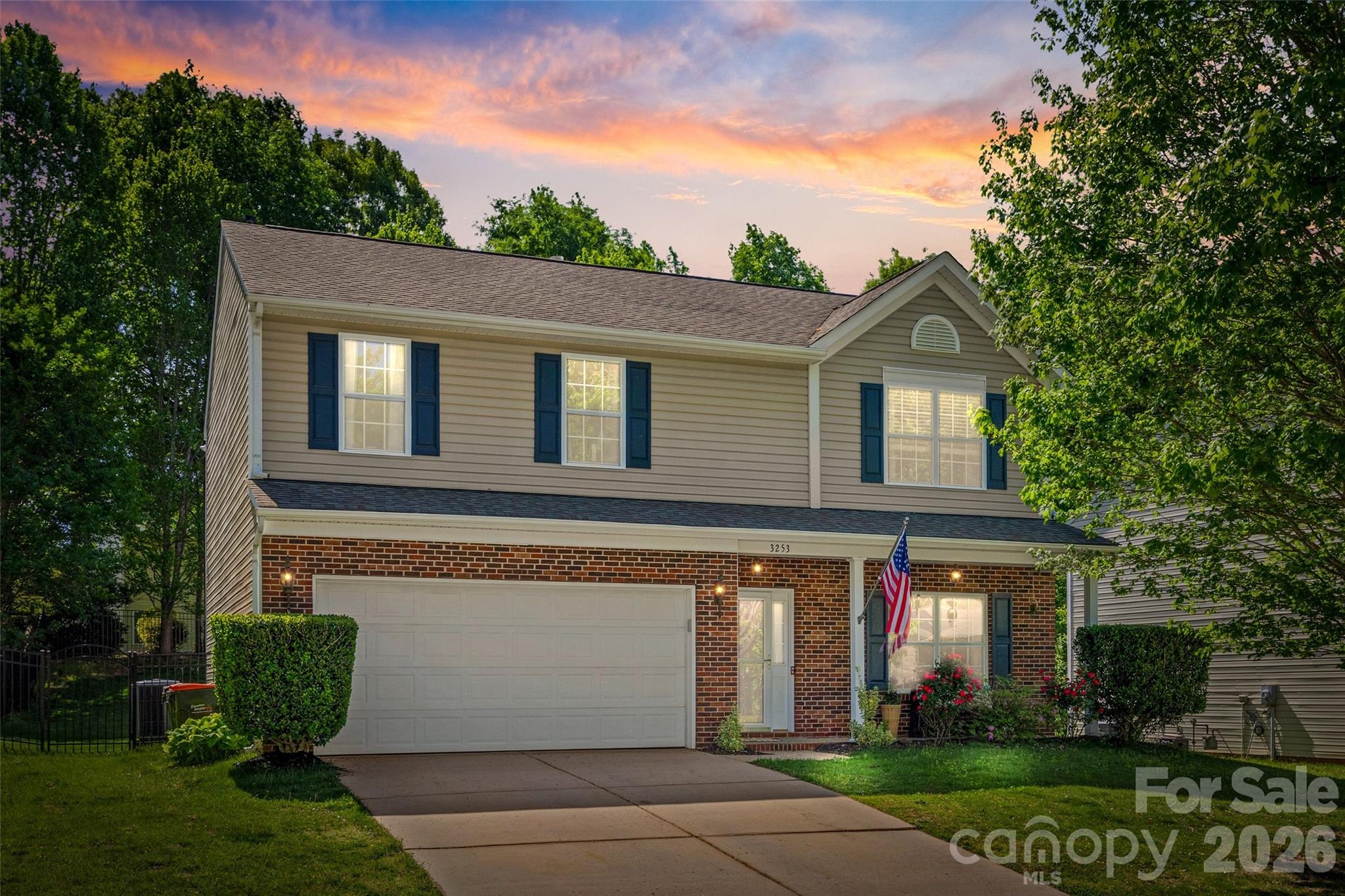 3253 Wicklow Lane — Lake Wylie