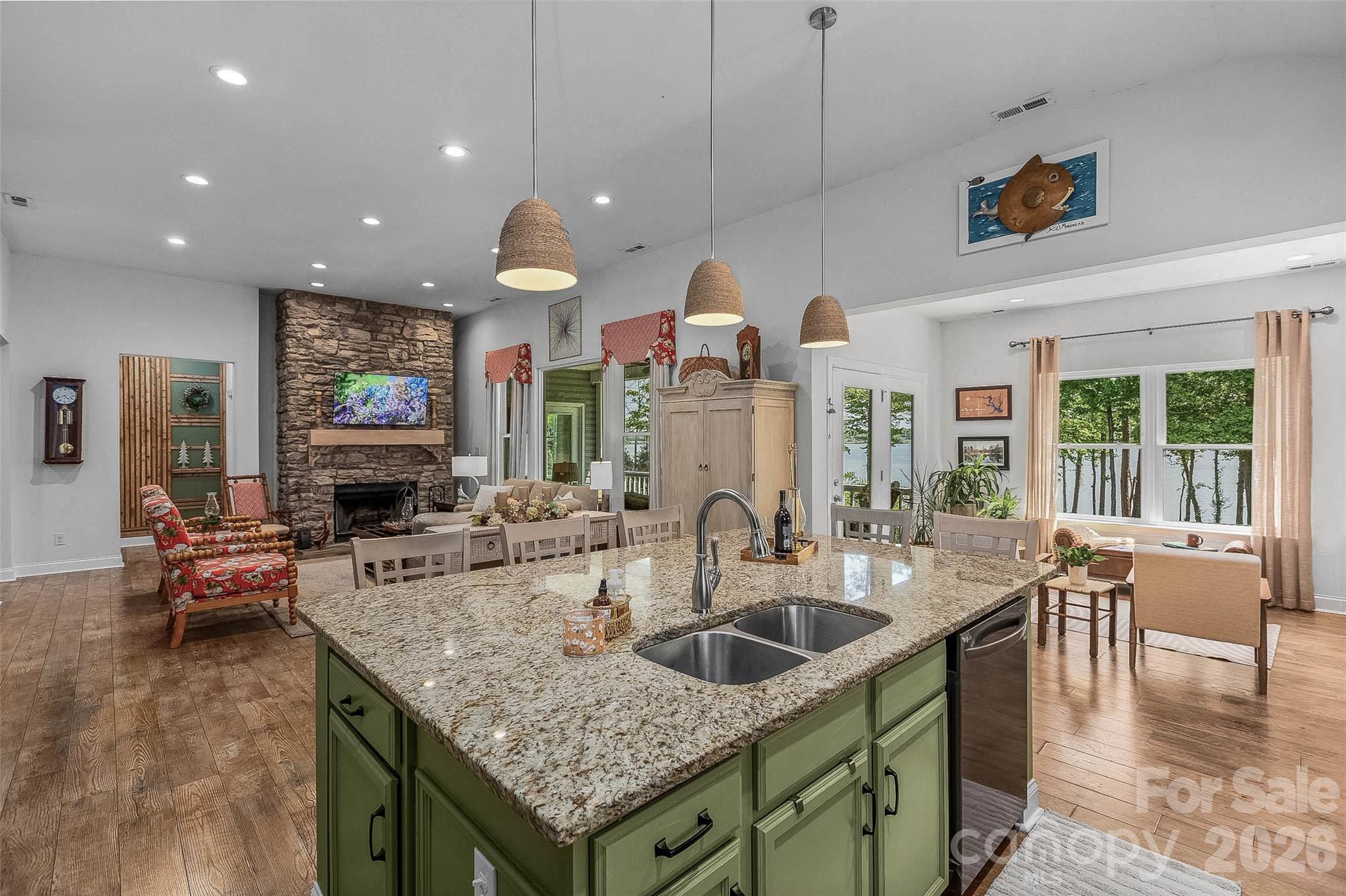 695 Scout Road — Lexington
