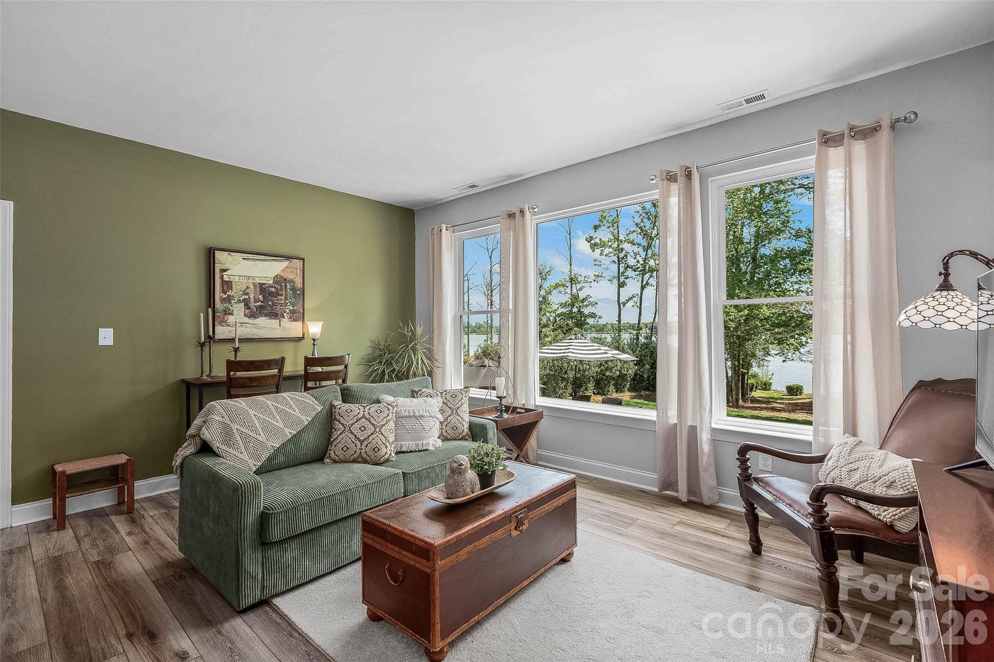 695 Scout Road — Lexington