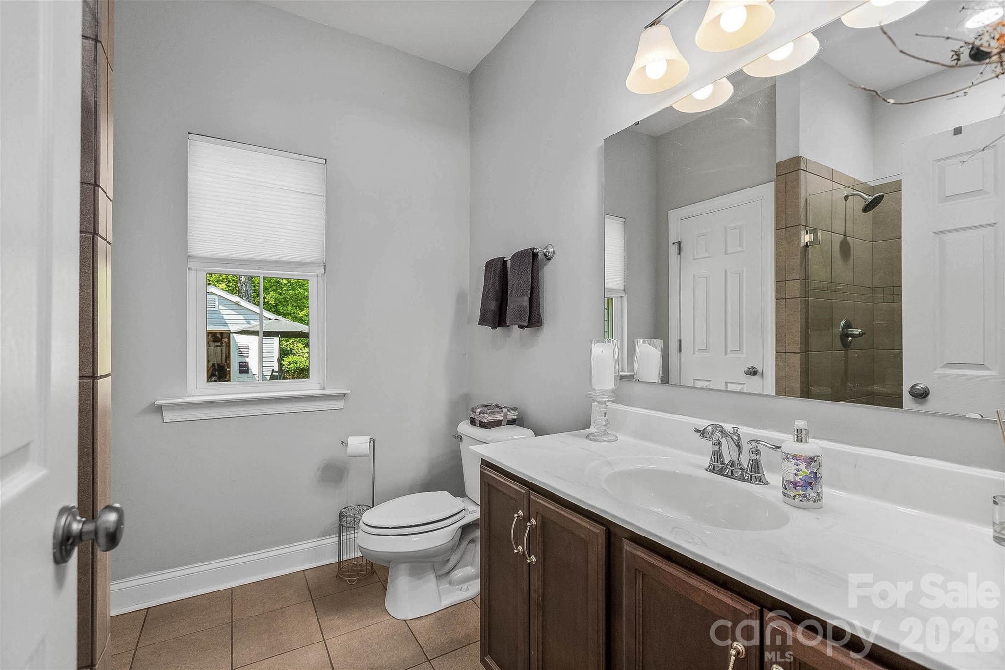 695 Scout Road — Lexington