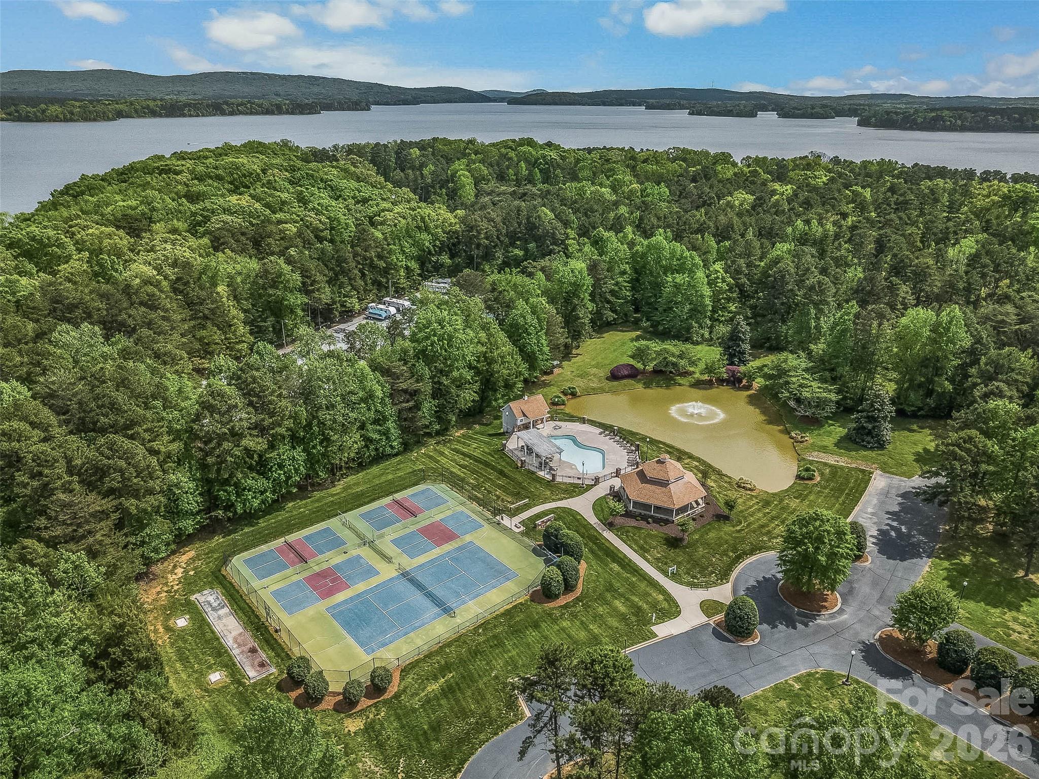 695 Scout Road — Lexington