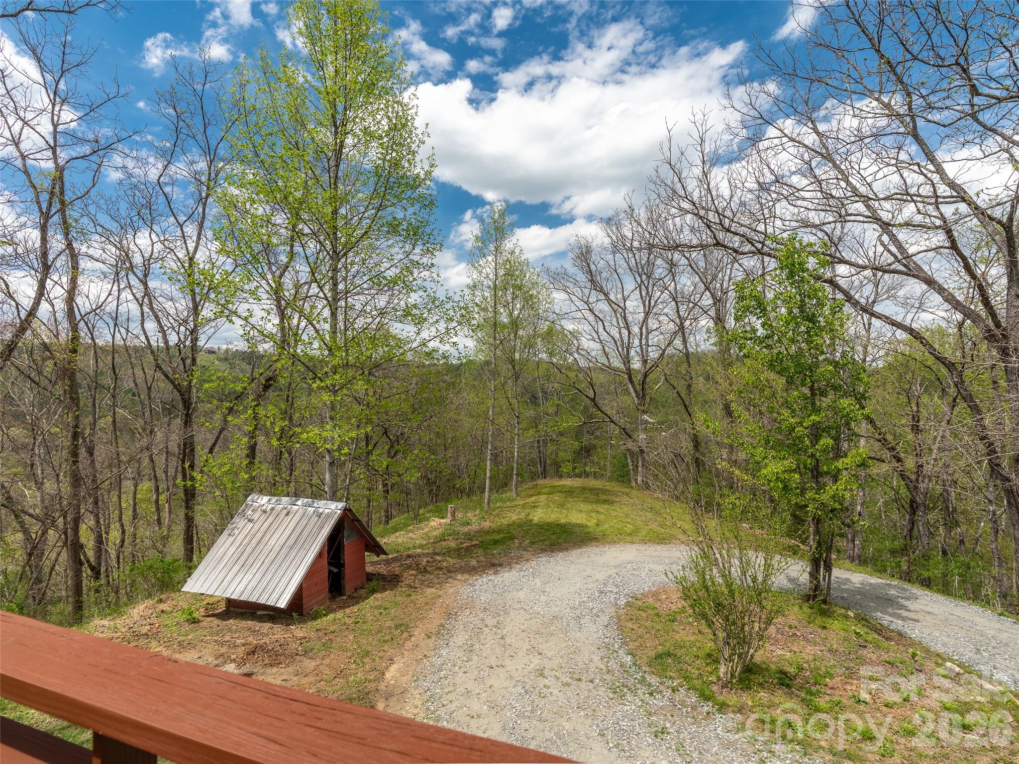 76 Raven Rock Lane — Marshall