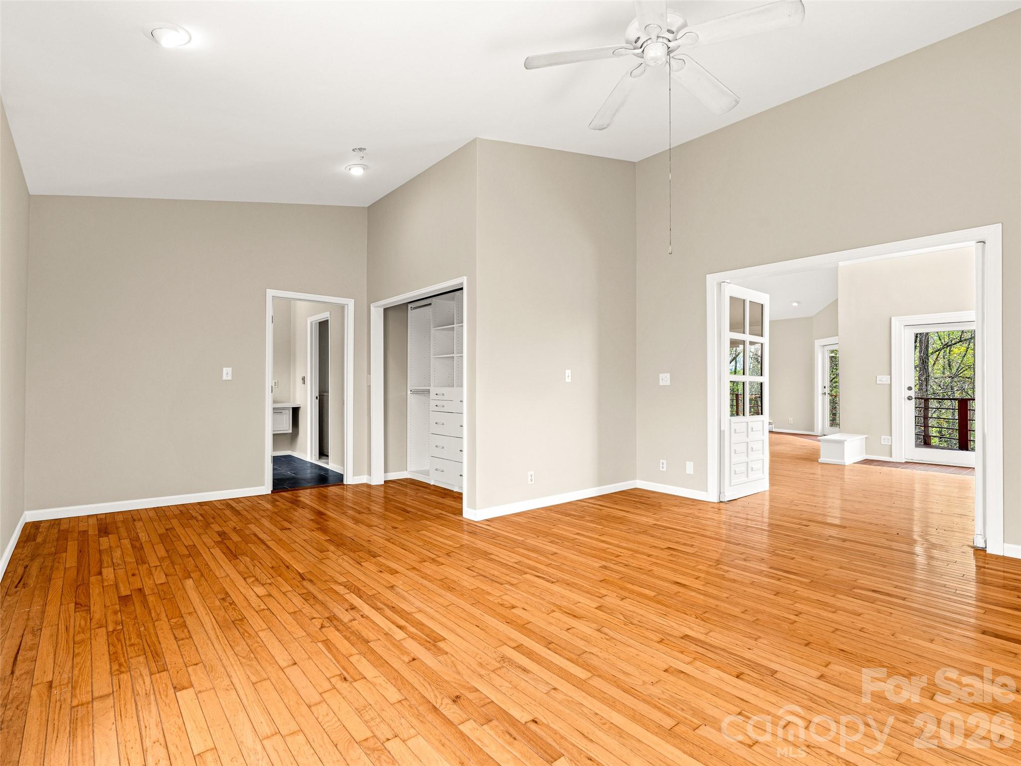 76 Raven Rock Lane — Marshall
