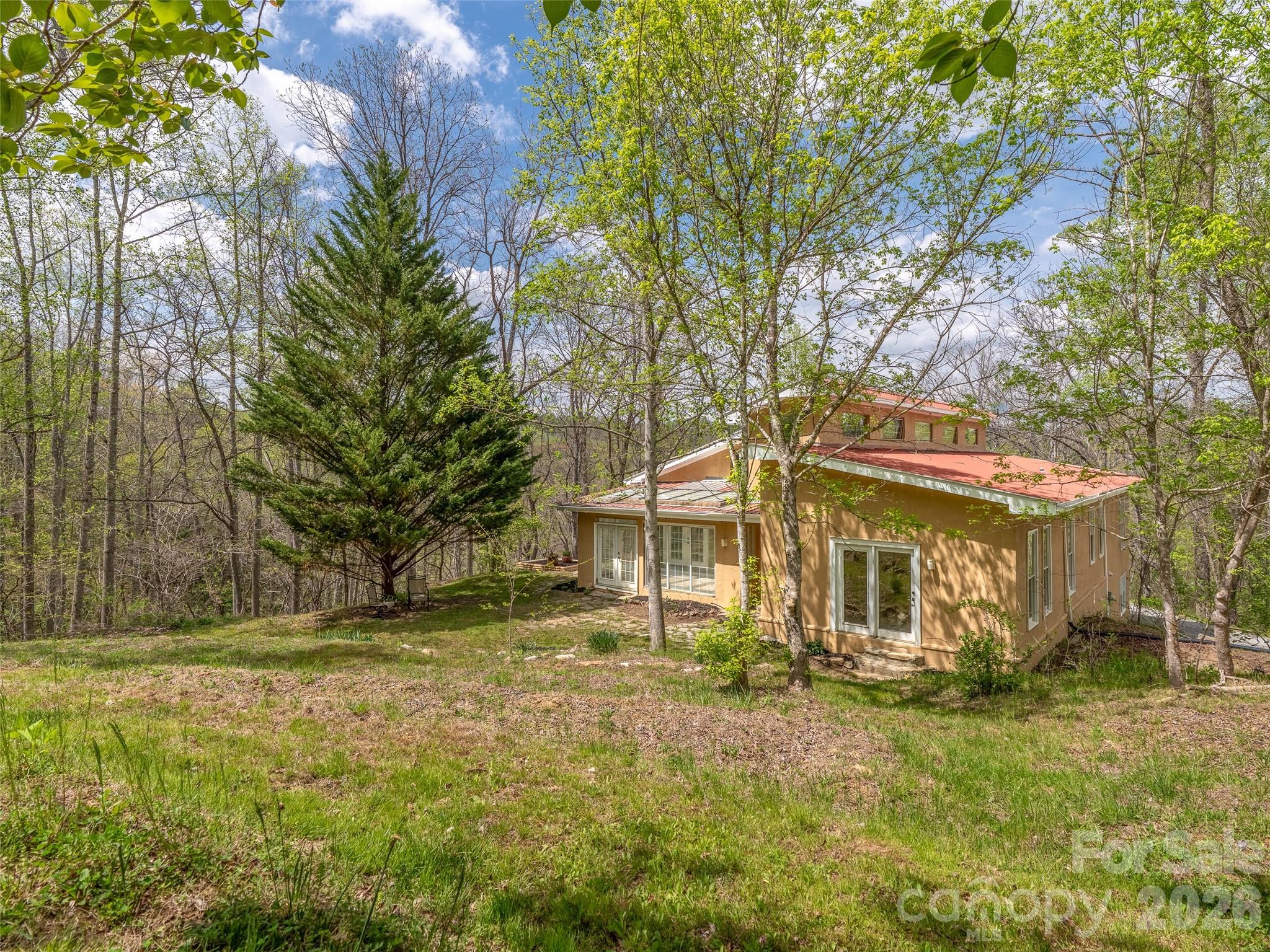 76 Raven Rock Lane — Marshall