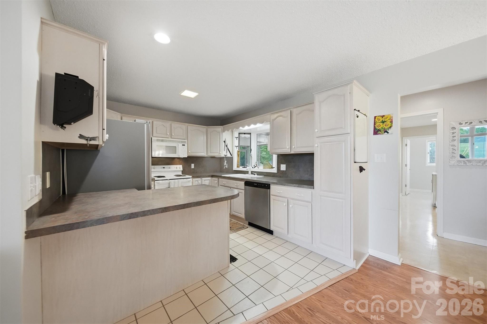 192 Reese Loop — Taylorsville