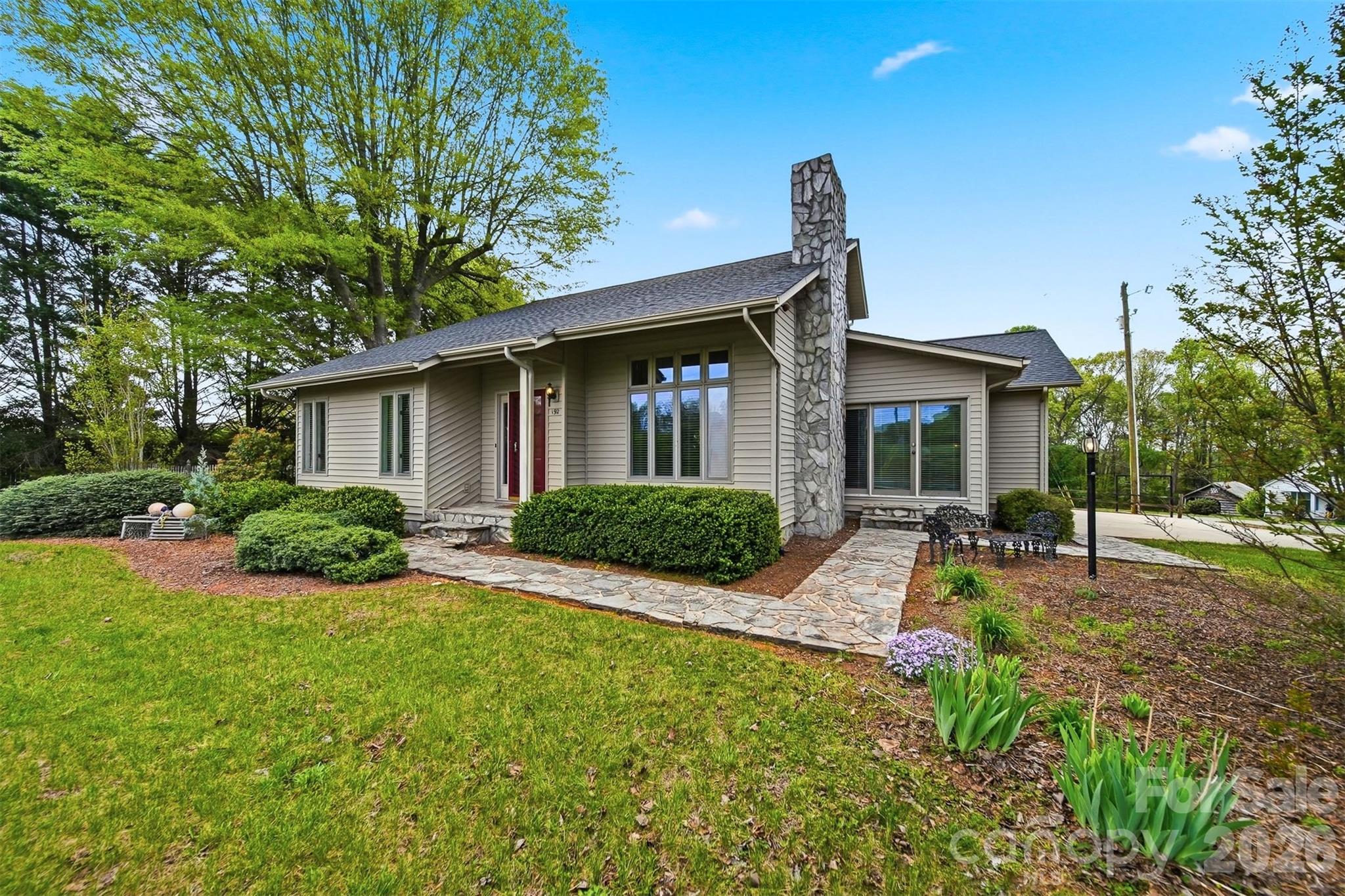 192 Reese Loop — Taylorsville