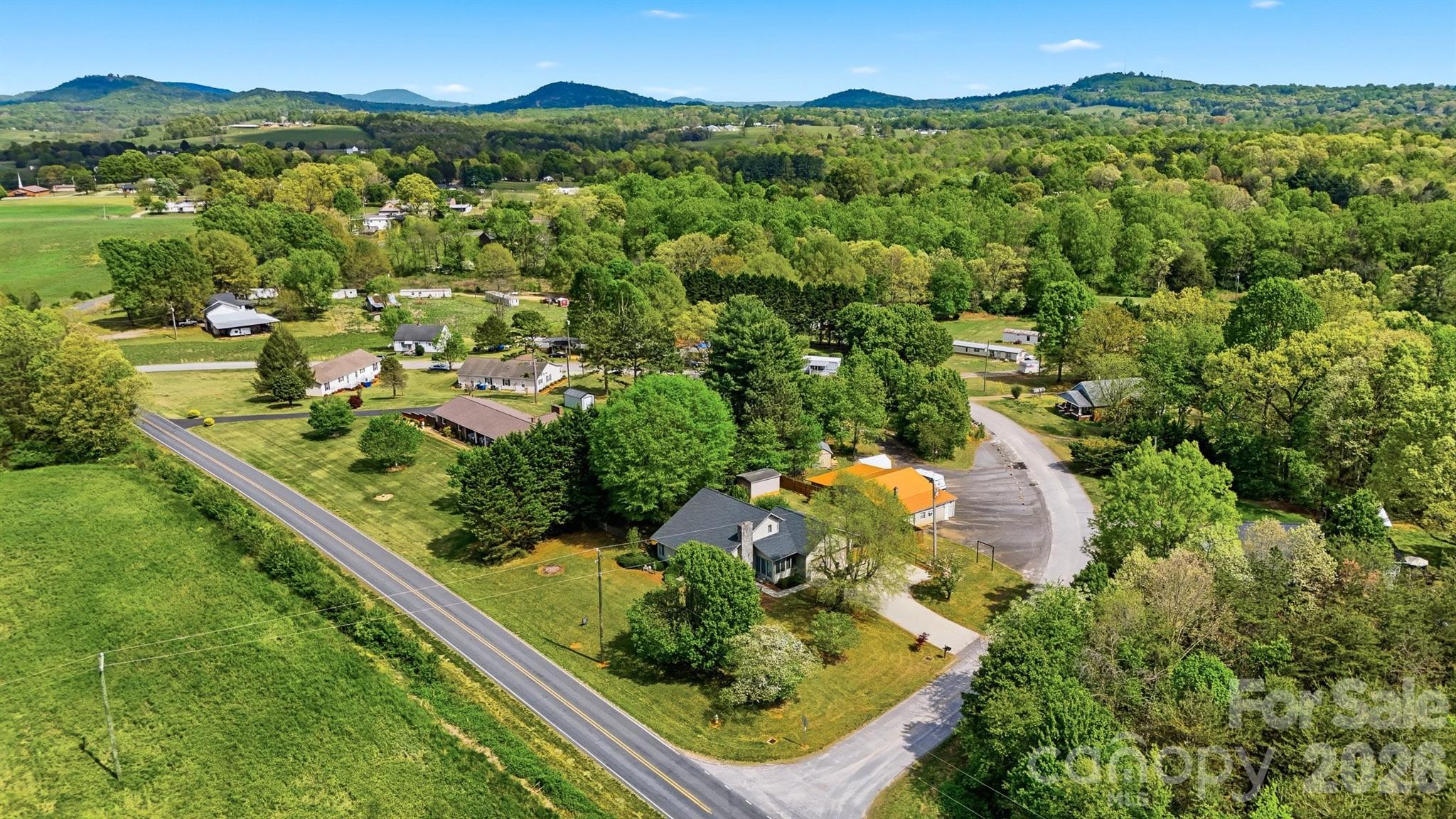 192 Reese Loop — Taylorsville