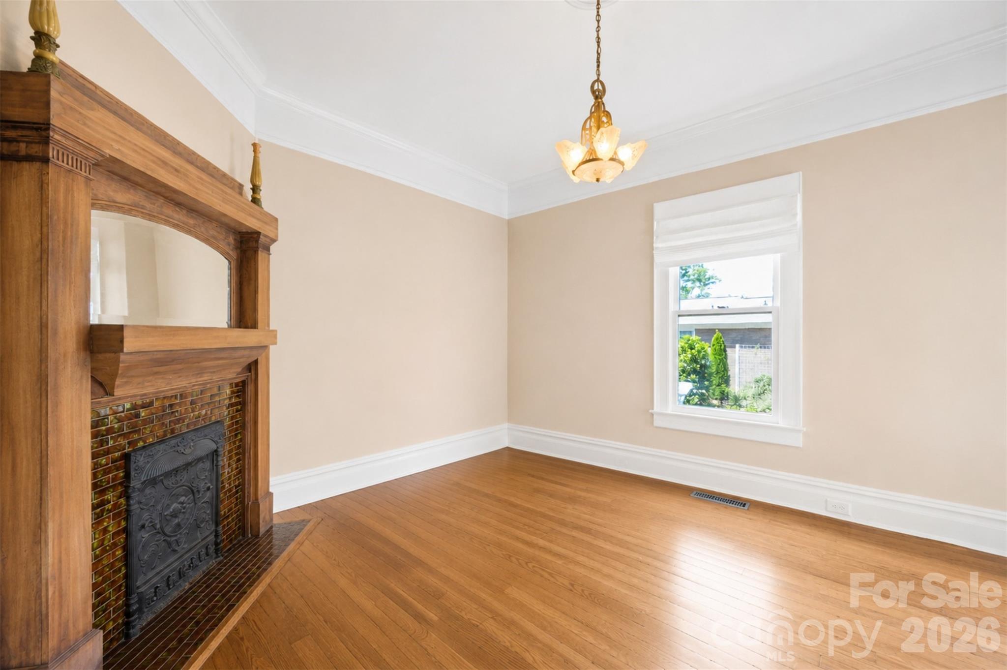 207 W Academy Street — Cherryville