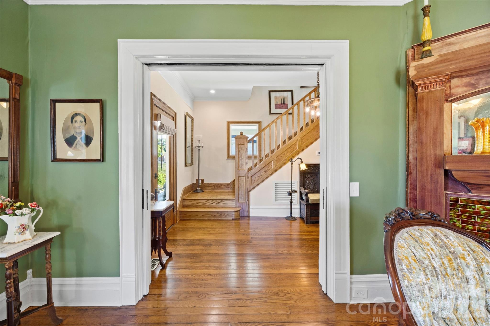 207 W Academy Street — Cherryville