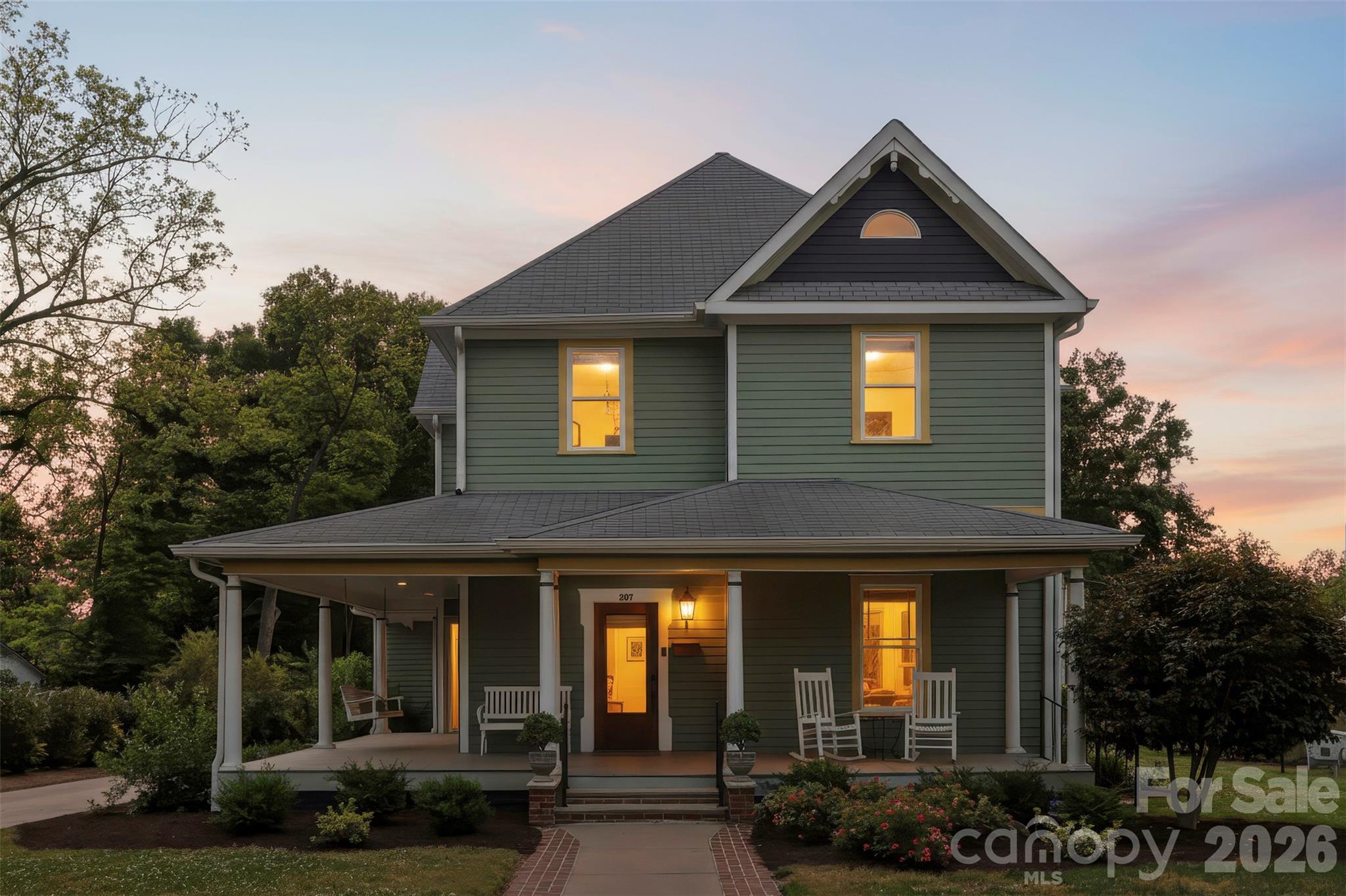 207 W Academy Street — Cherryville