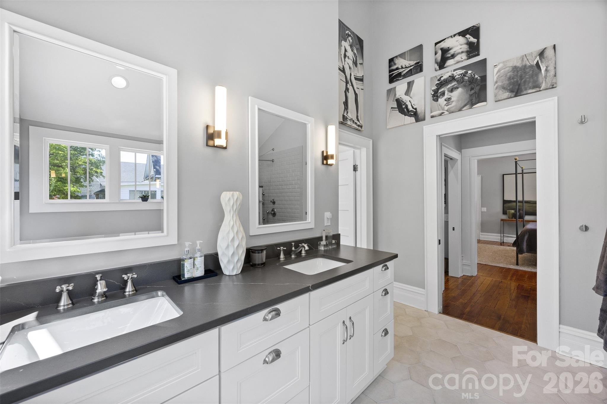 207 W Academy Street — Cherryville