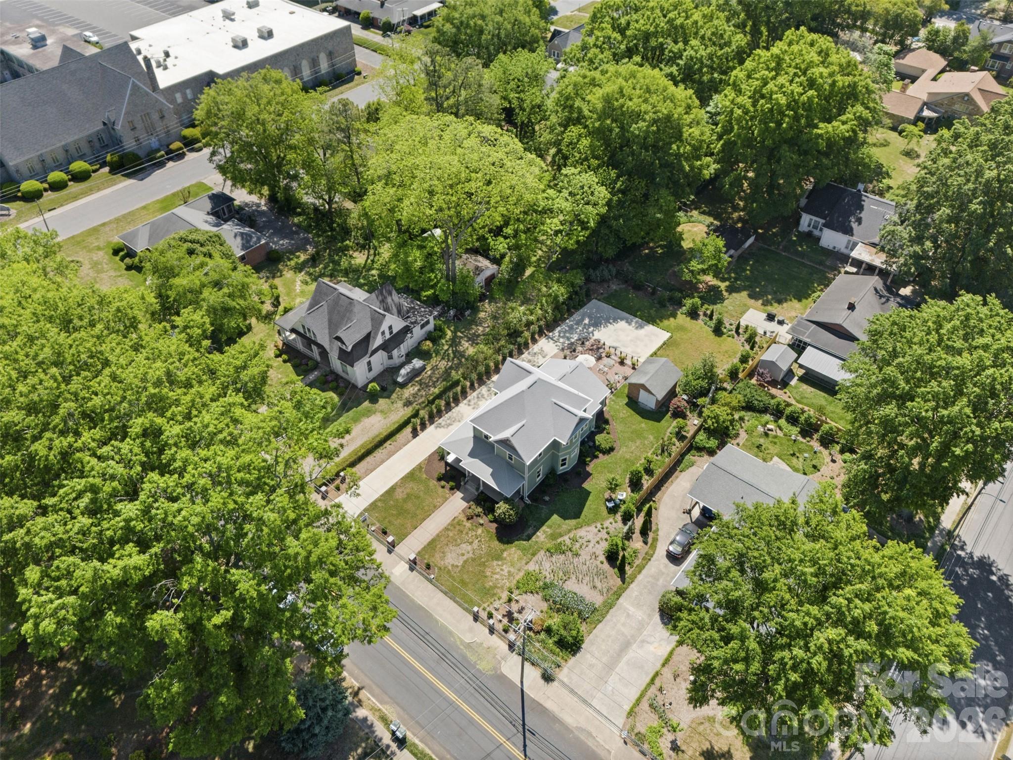 207 W Academy Street — Cherryville