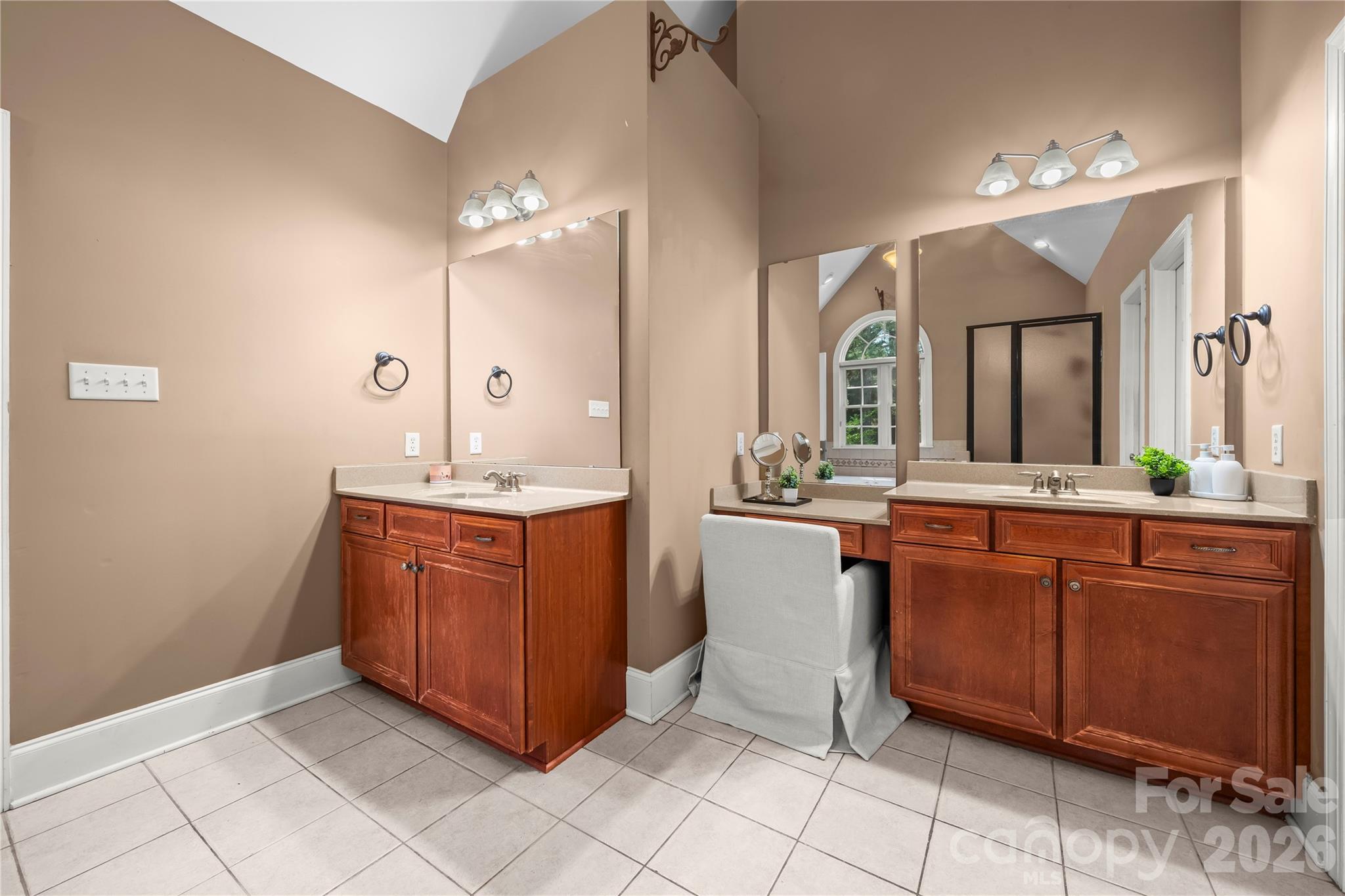 443 Crowders Bluff Court — Clover