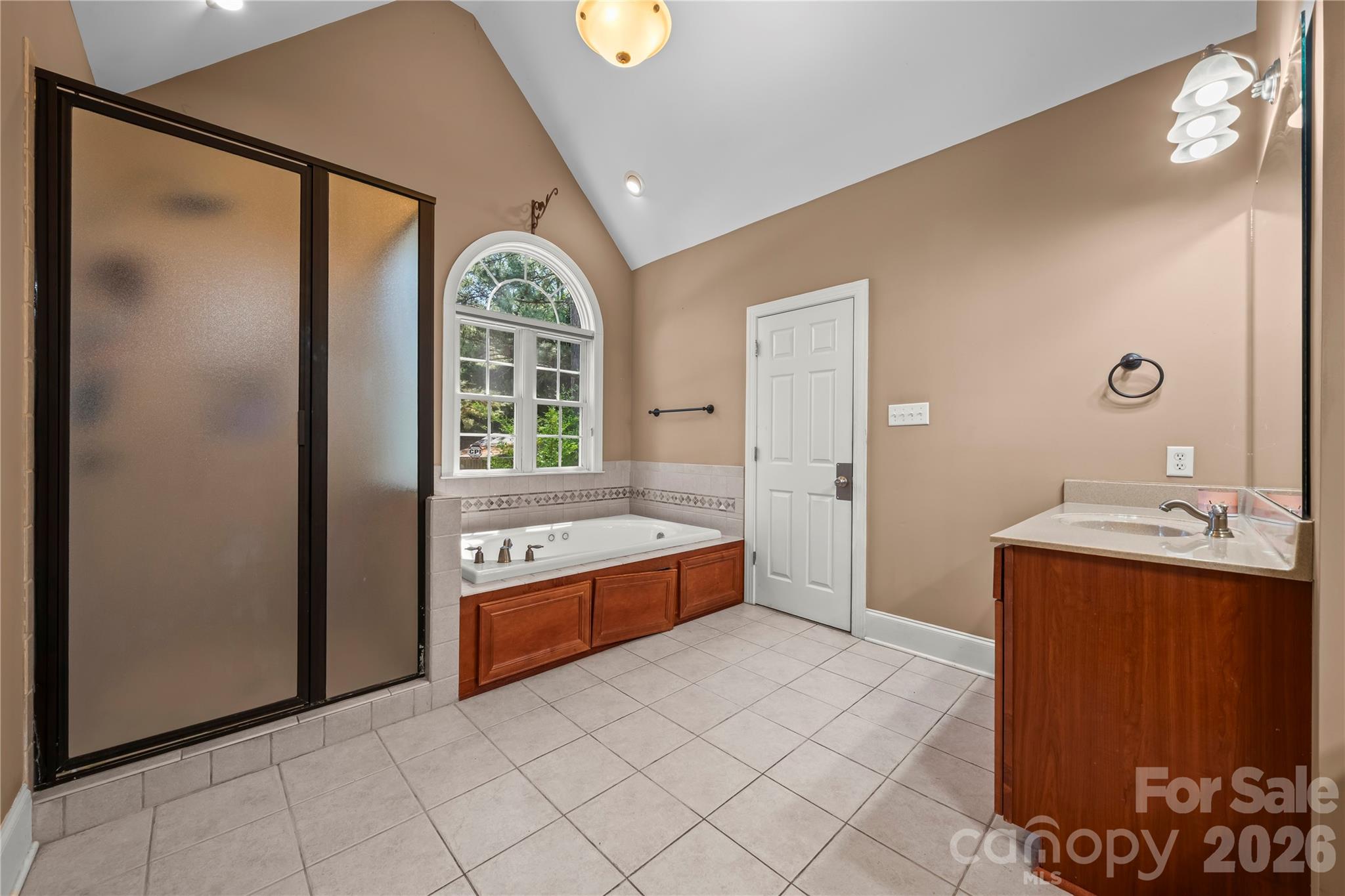 443 Crowders Bluff Court — Clover