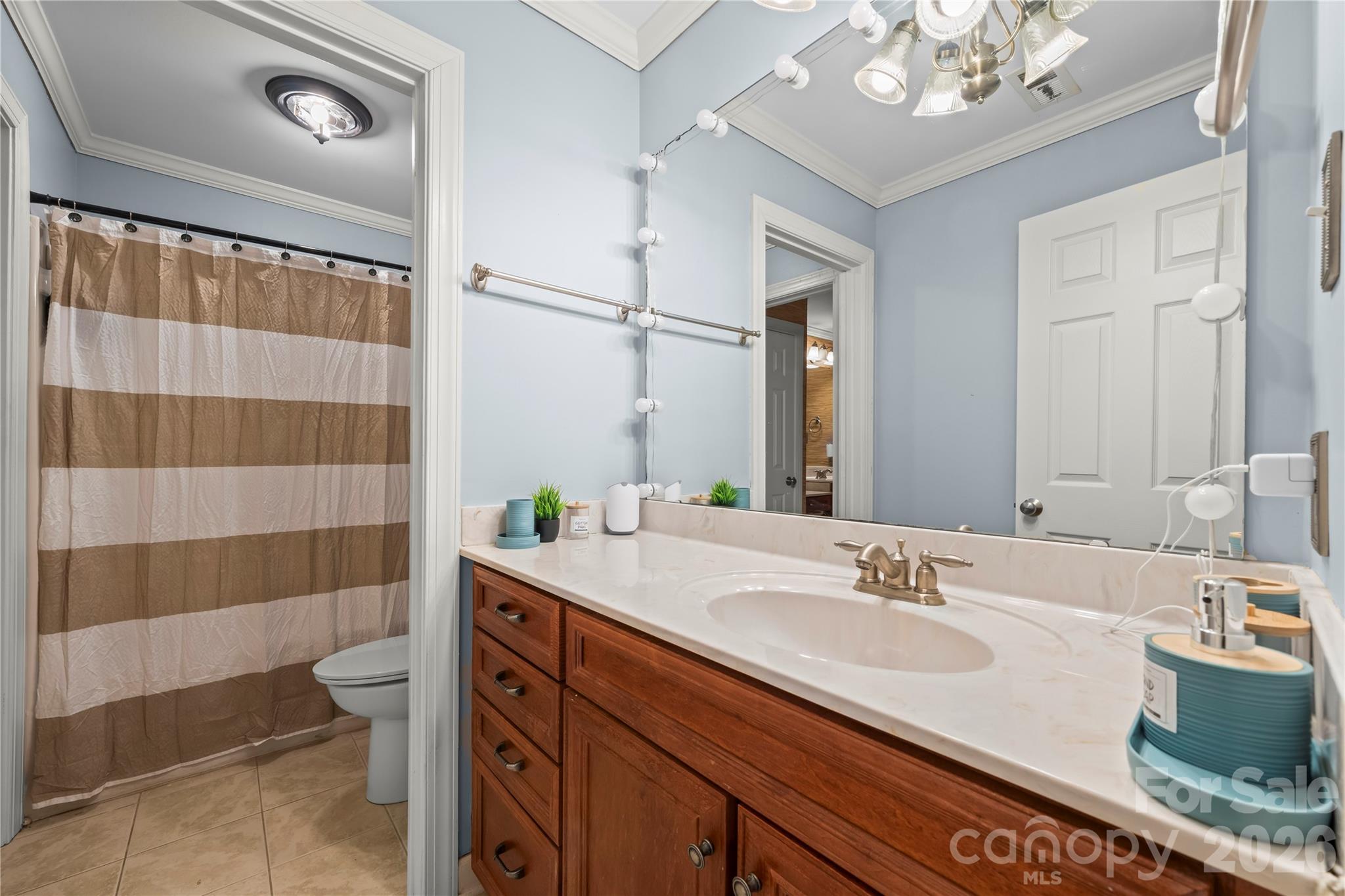 443 Crowders Bluff Court — Clover