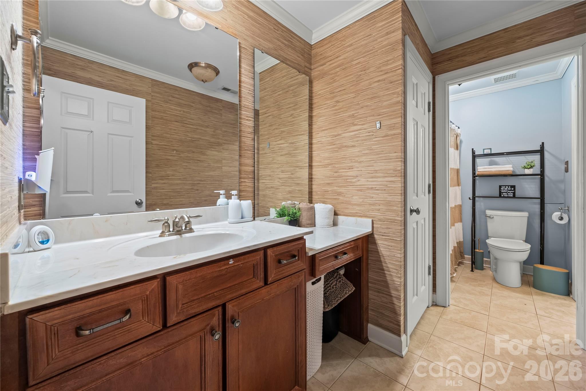 443 Crowders Bluff Court — Clover