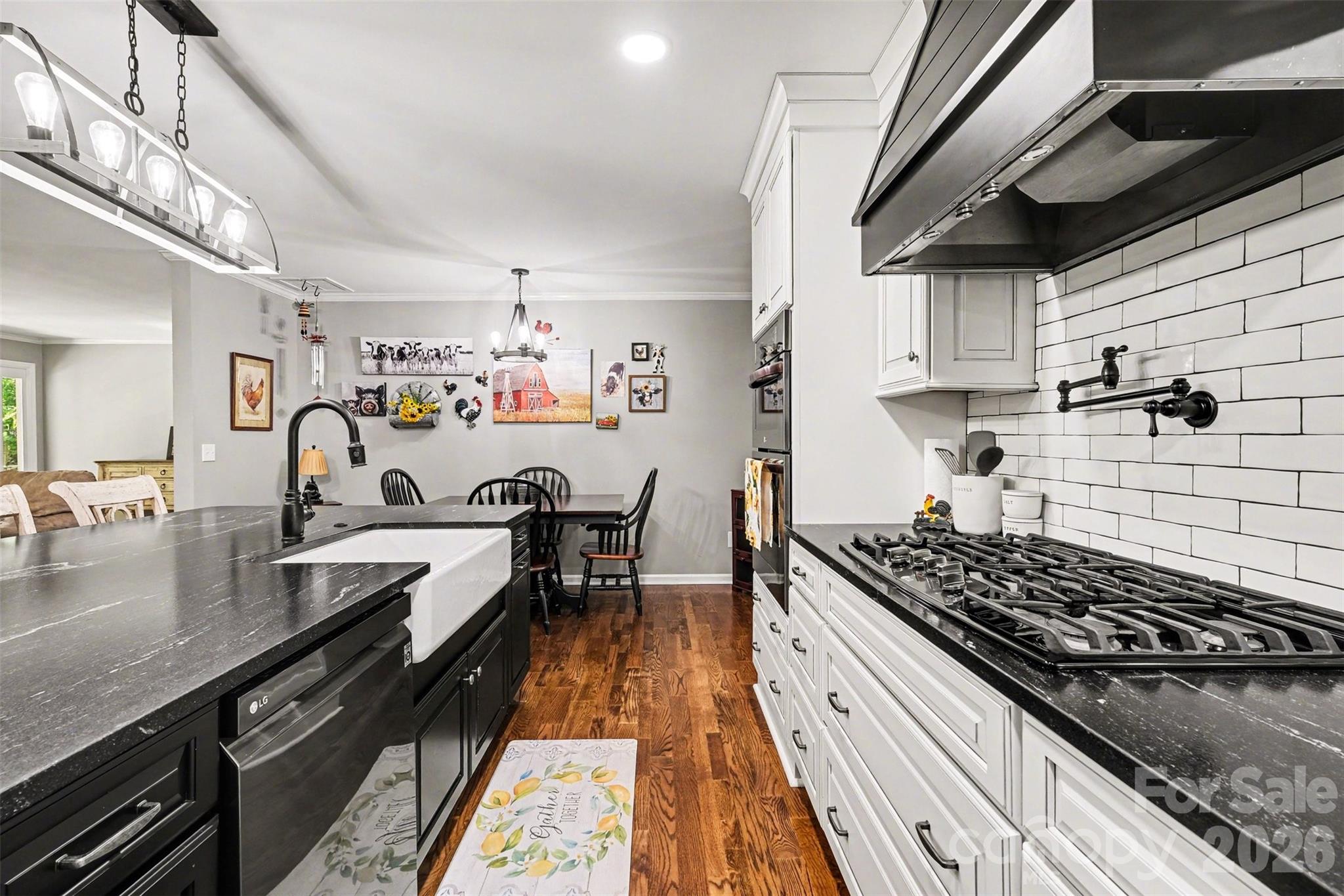 9116 Highland Creek Parkway — Charlotte