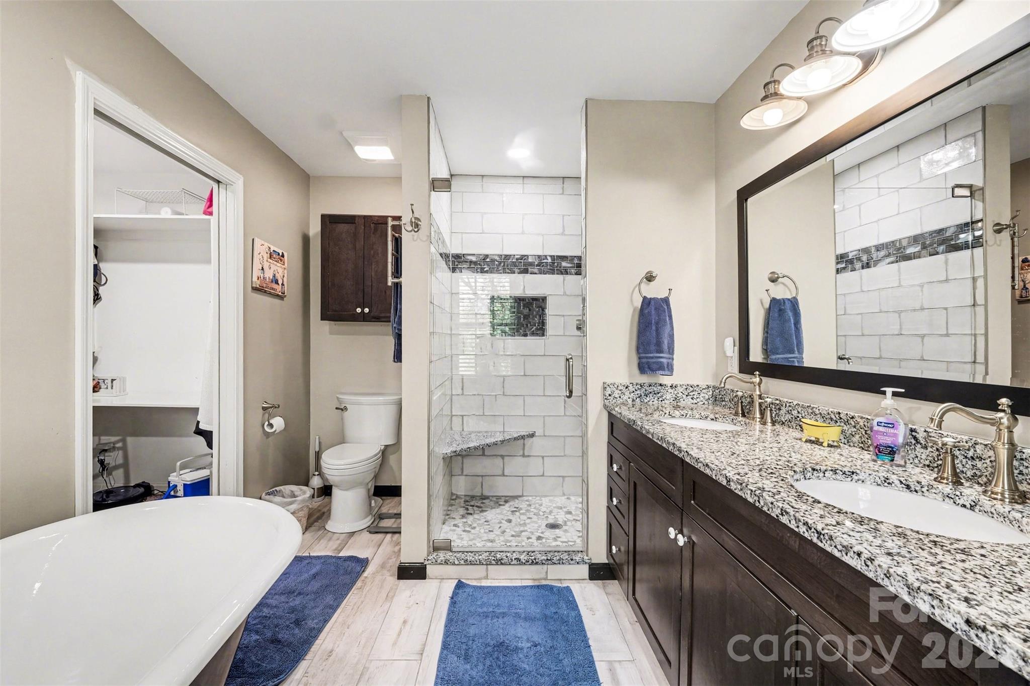 9116 Highland Creek Parkway — Charlotte