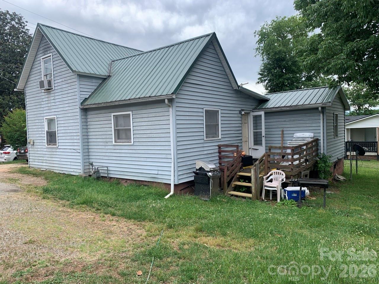 522 W Concord Street — Morganton