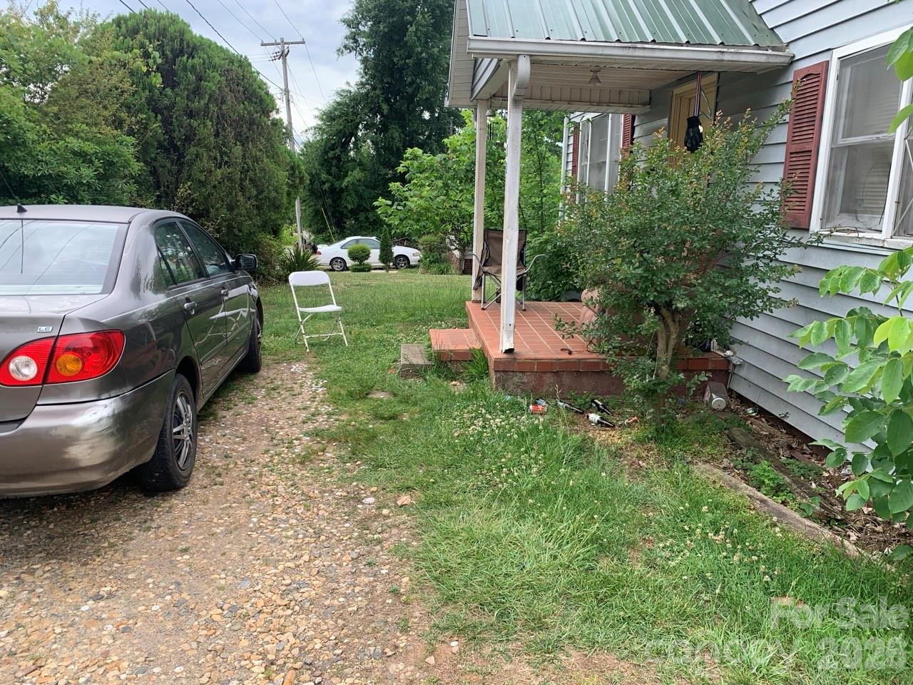 522 W Concord Street — Morganton