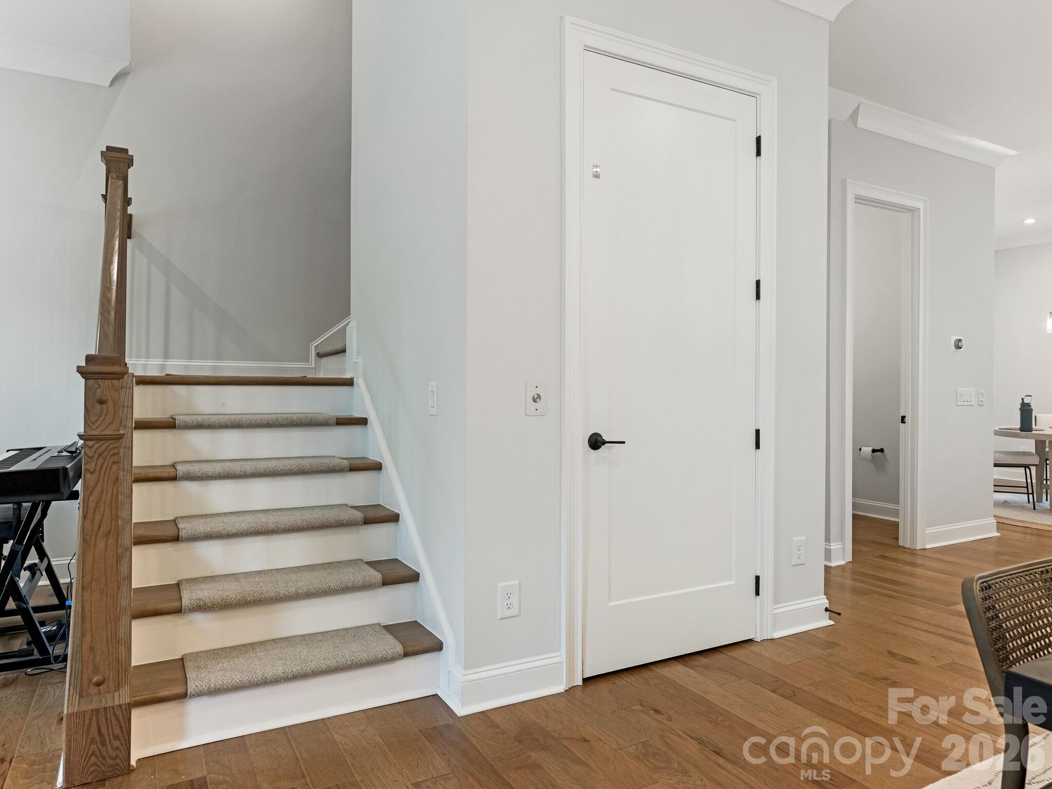 2555 Deacon Avenue — Charlotte