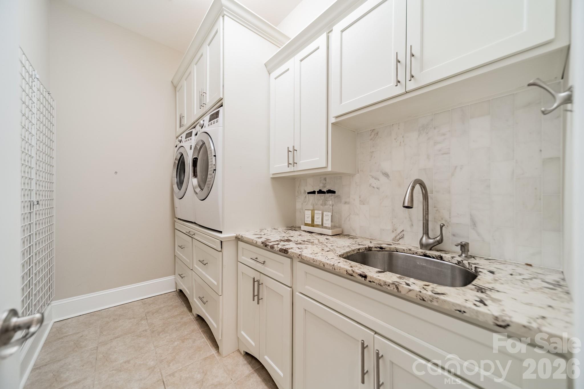 2077 Tatton Hall Road — Fort Mill