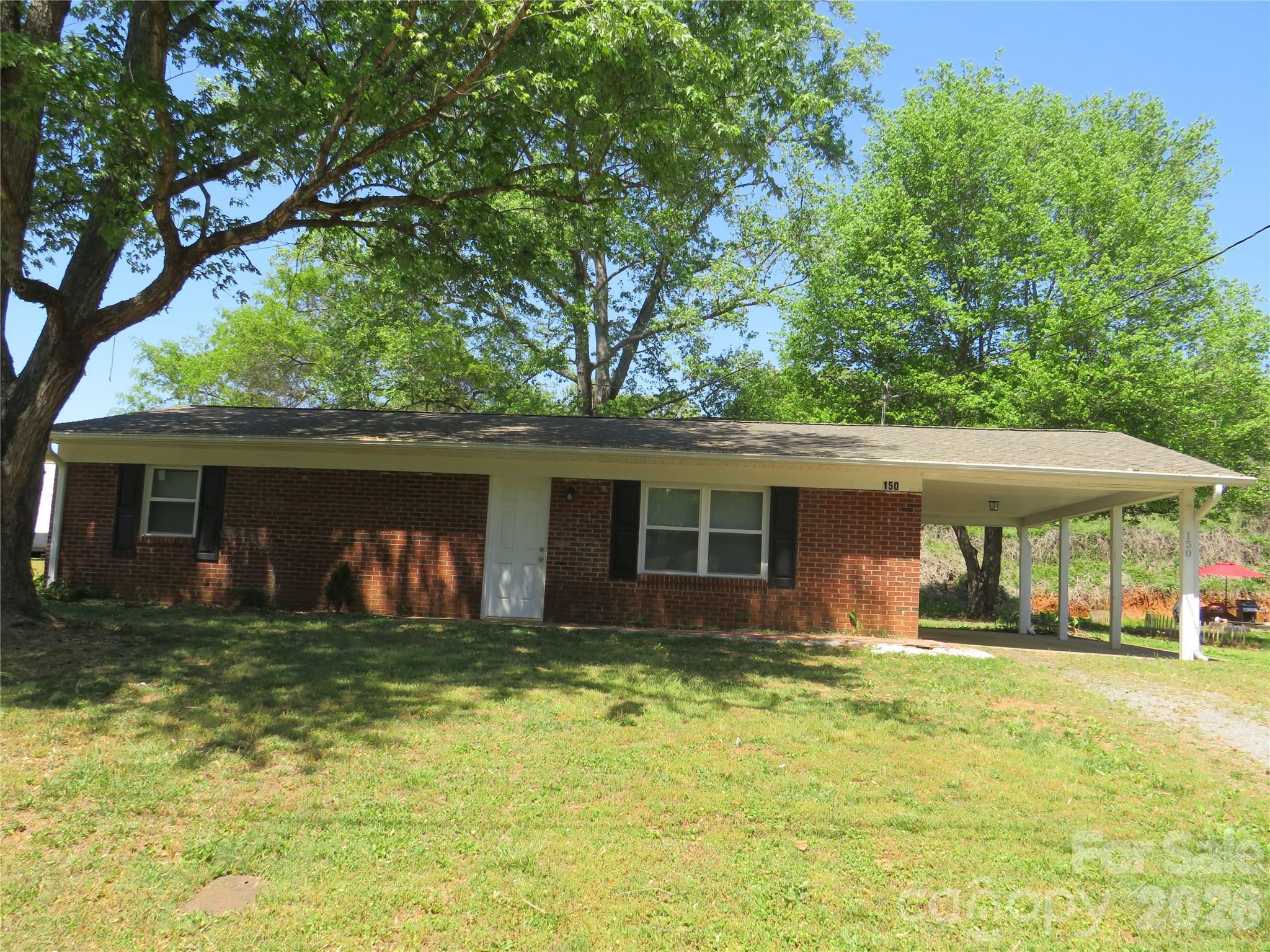 150 Greenfield Drive — Forest City