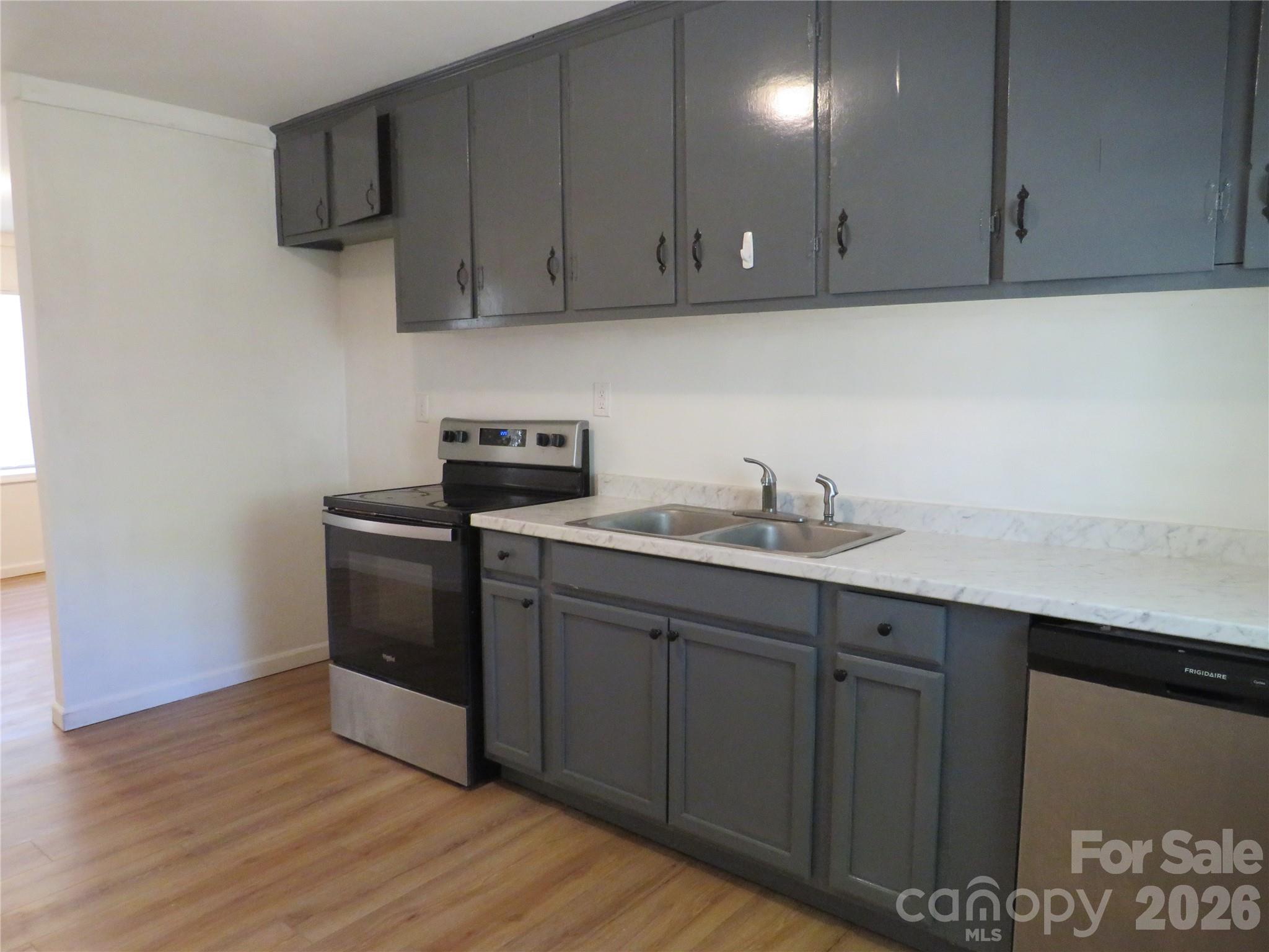 150 Greenfield Drive — Forest City