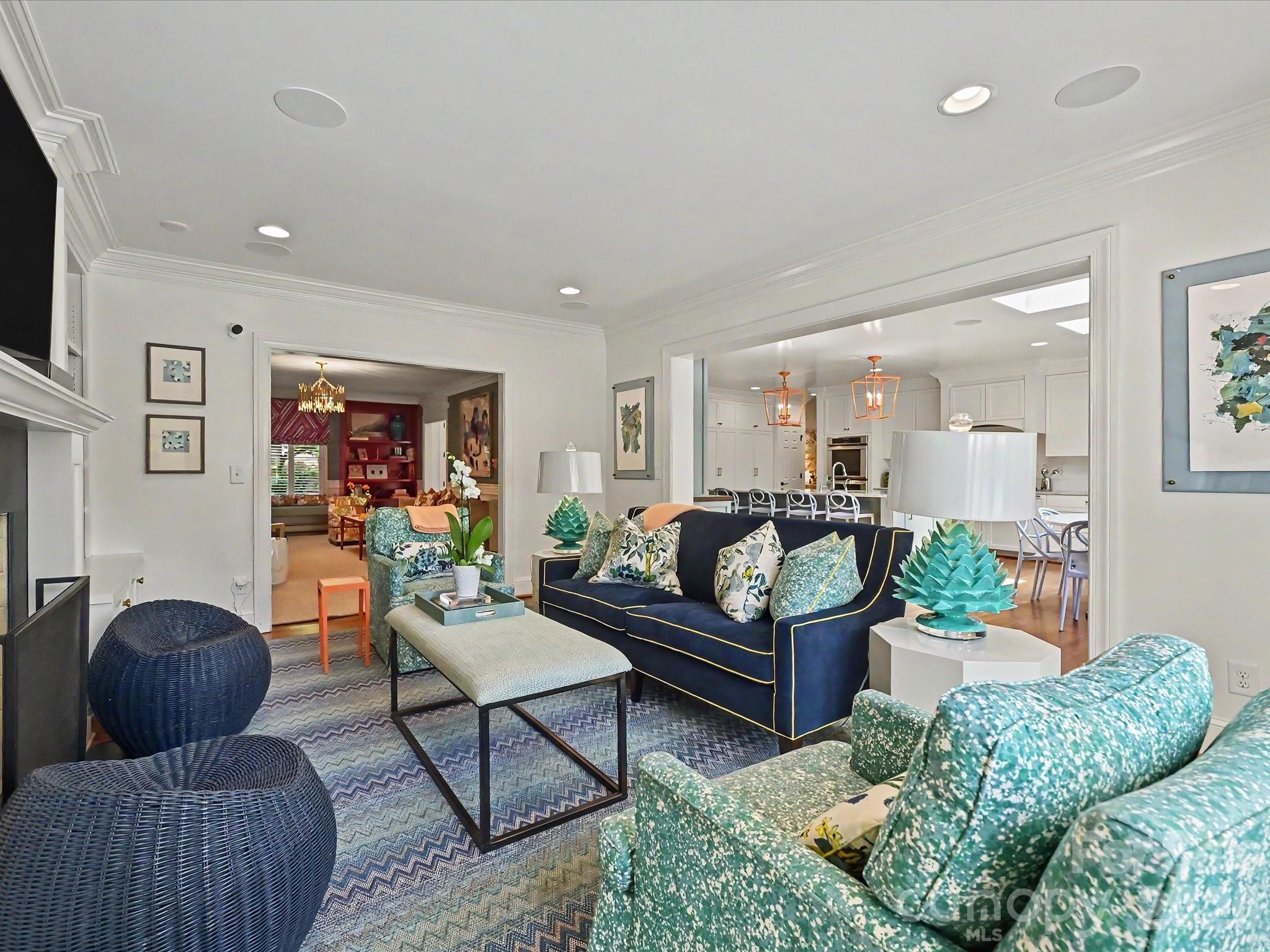 2228 Wellesley Avenue — Charlotte
