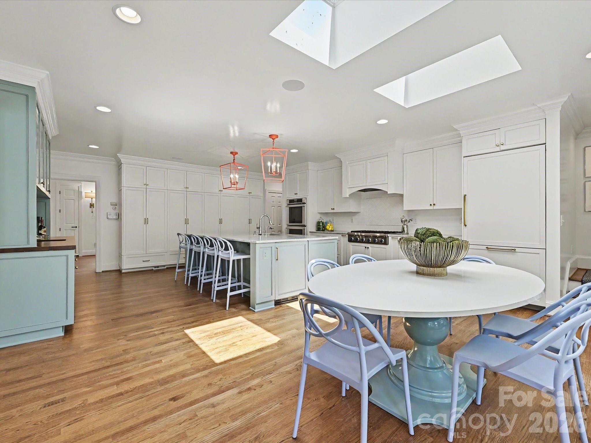 2228 Wellesley Avenue — Charlotte