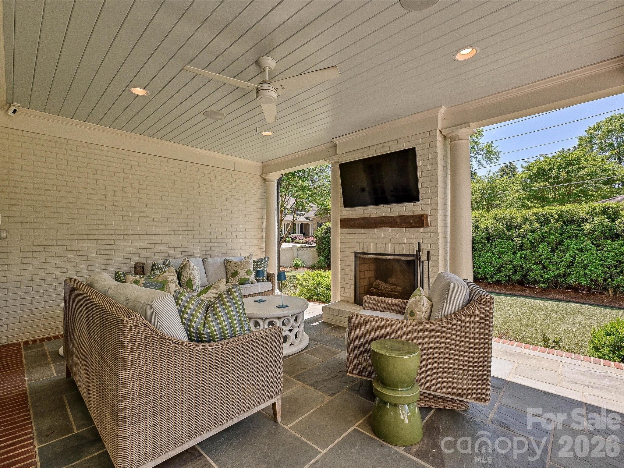 2228 Wellesley Avenue — Charlotte
