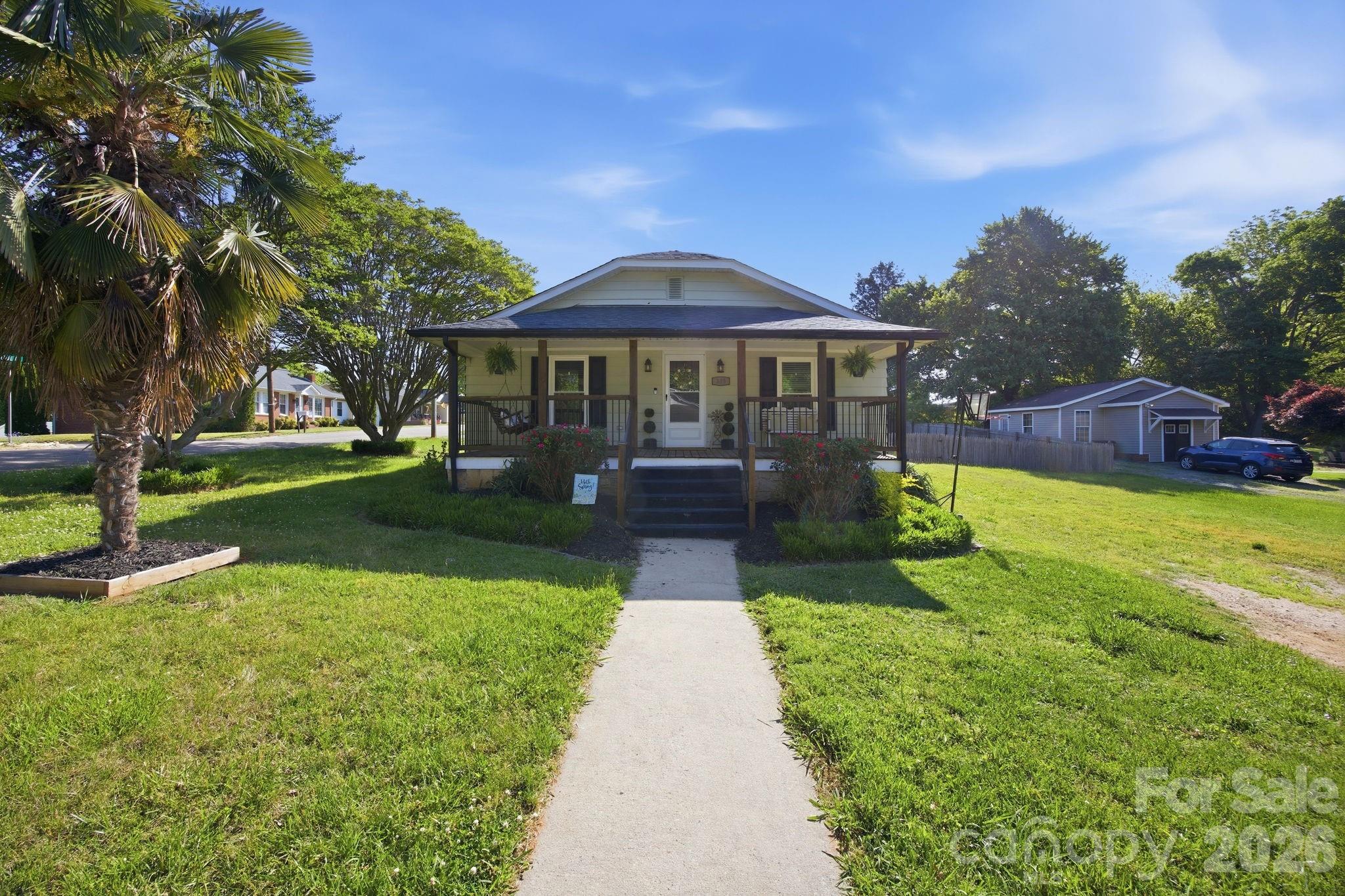 305 Bost Circle — Rockwell