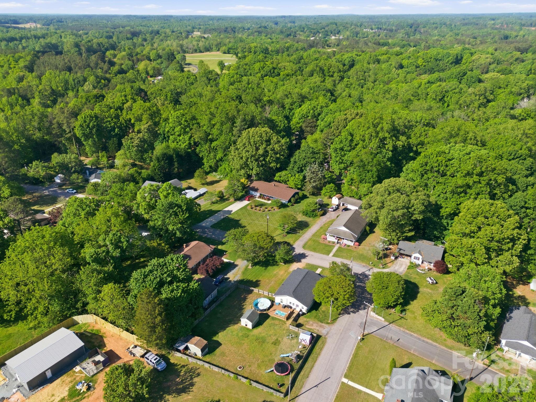 305 Bost Circle — Rockwell