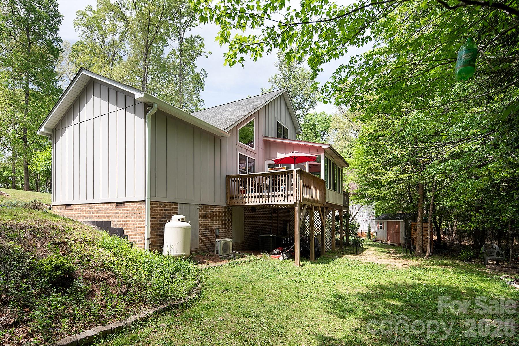 138 Uwharrie Court — Mount Gilead