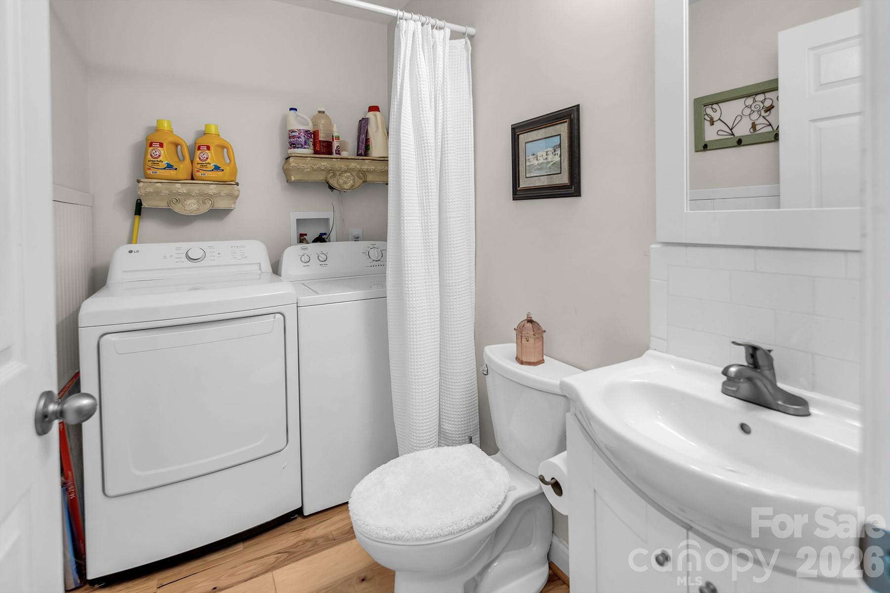 138 Uwharrie Court — Mount Gilead