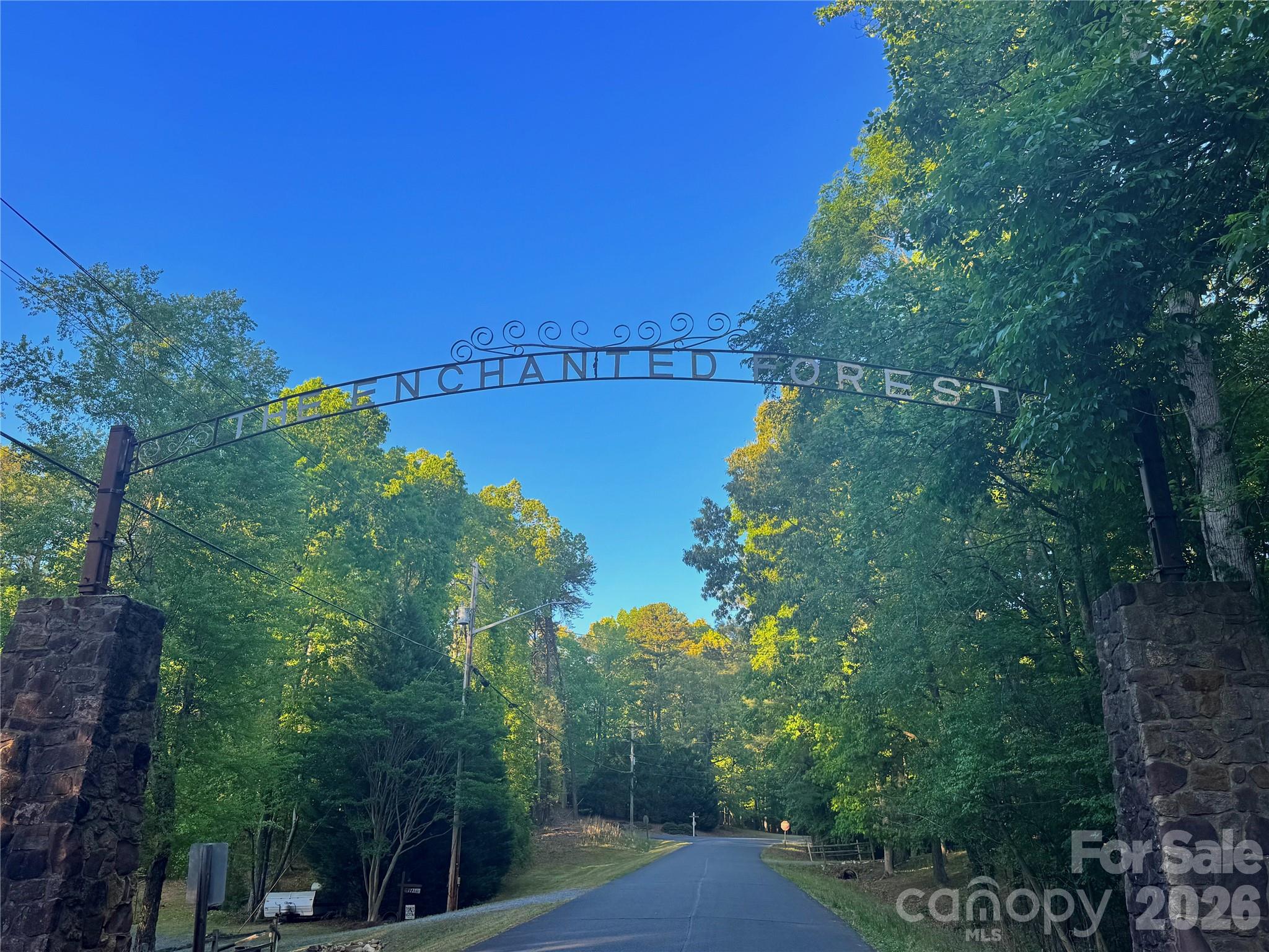138 Uwharrie Court — Mount Gilead