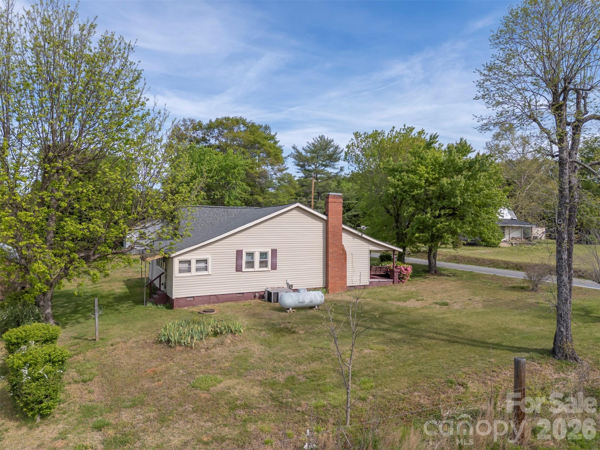 504 Old Henrietta Road — Forest City