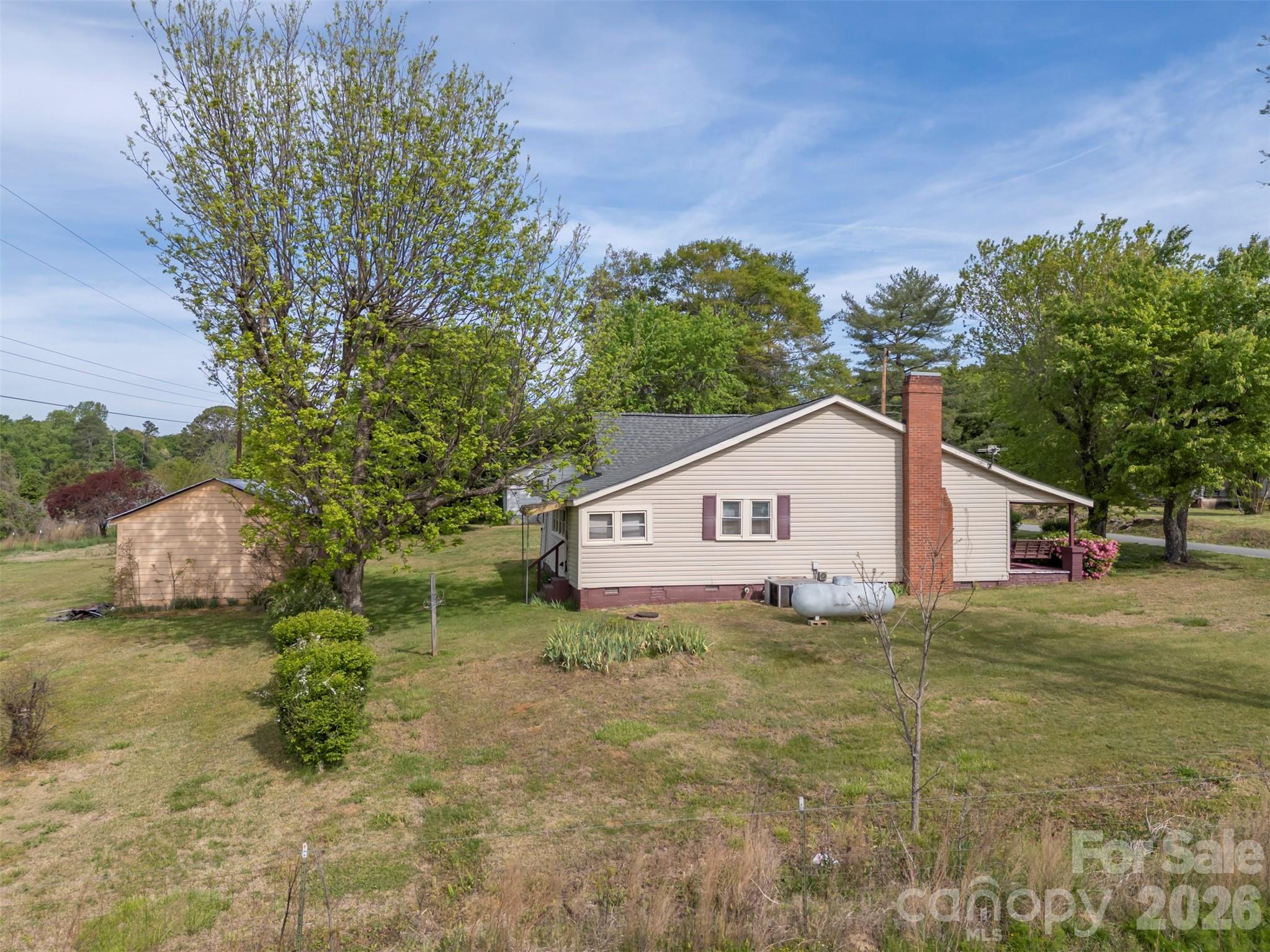 504 Old Henrietta Road — Forest City