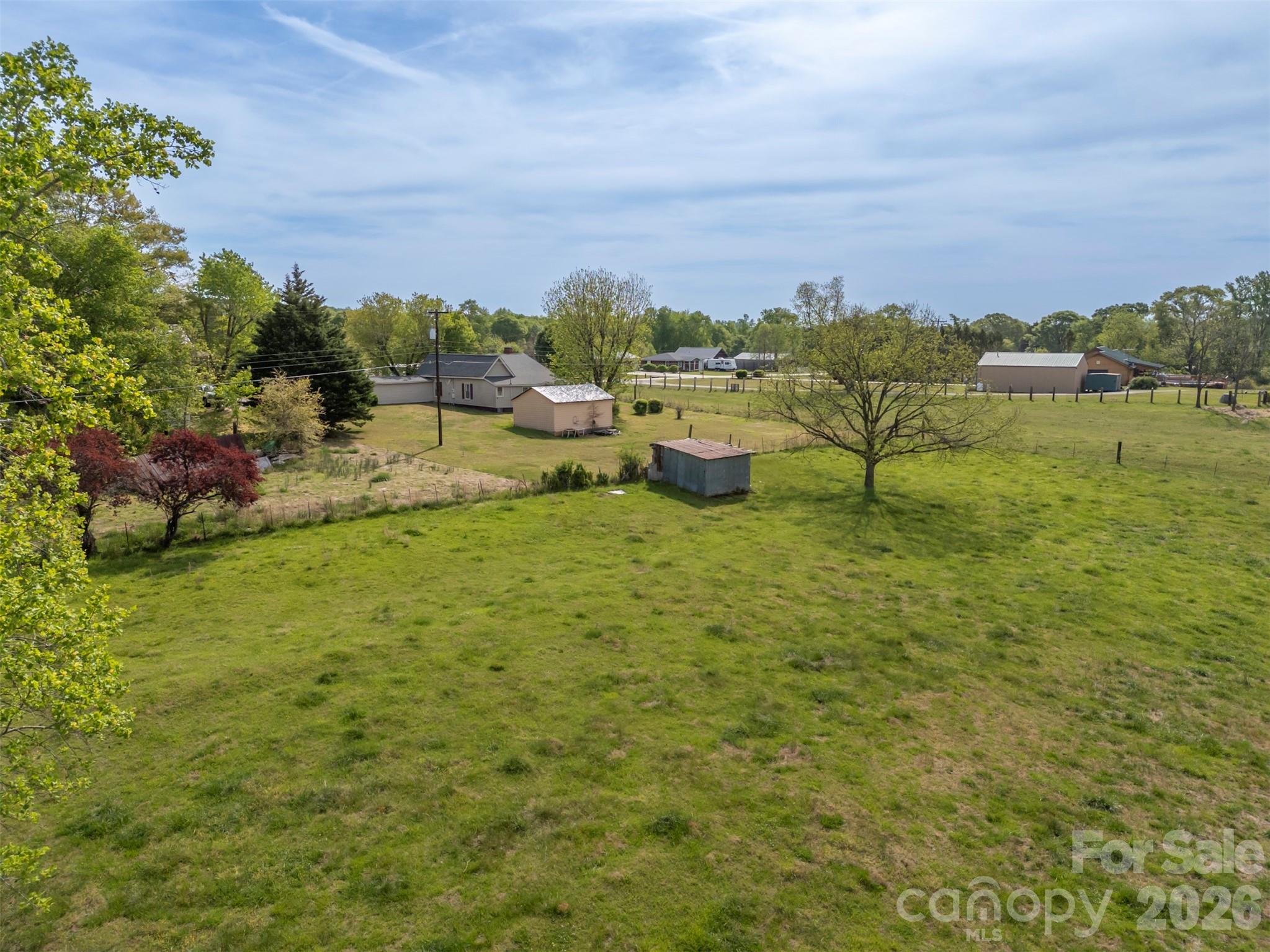 504 Old Henrietta Road — Forest City