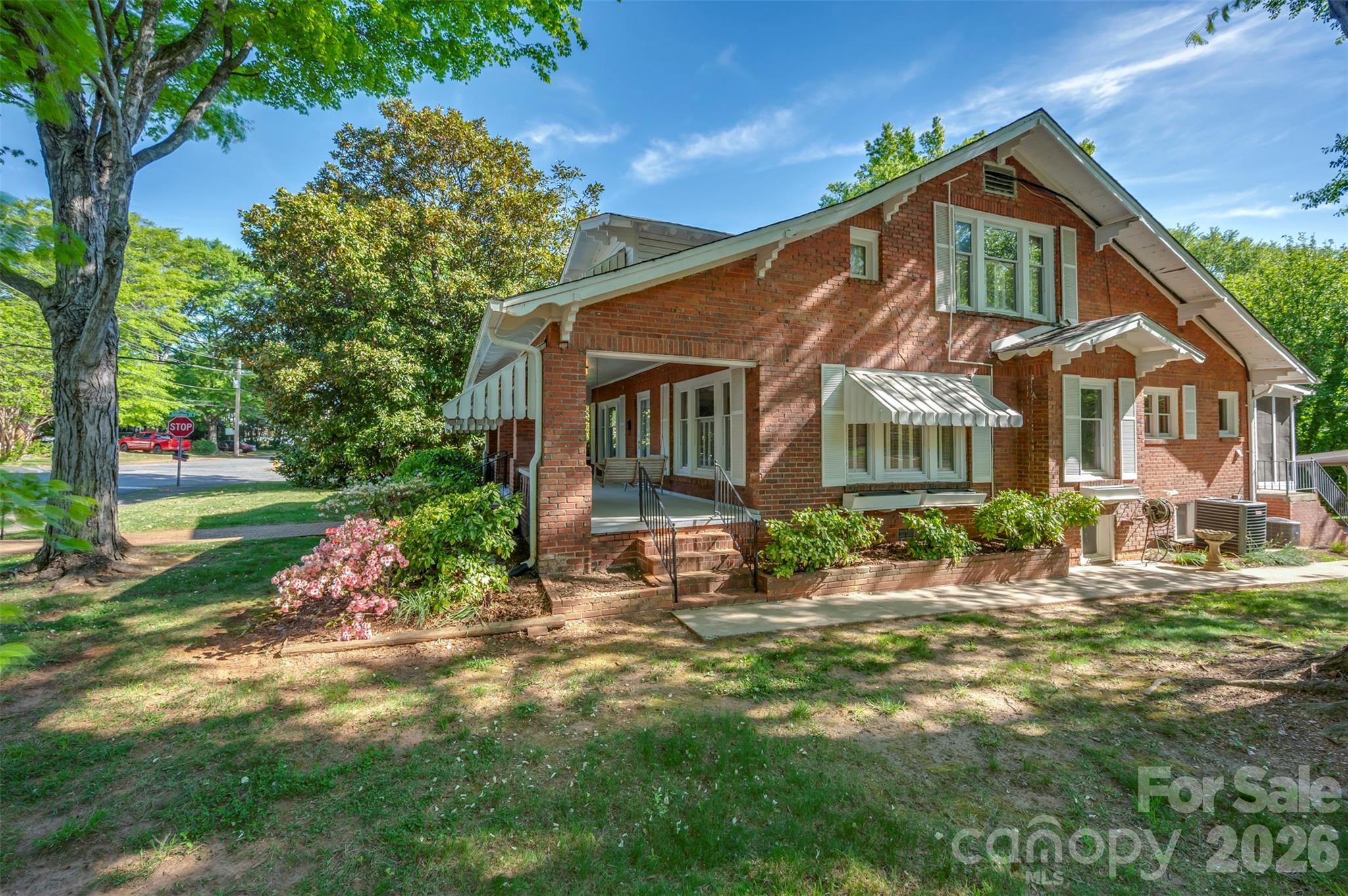 151 S Magnolia Street — Forest City