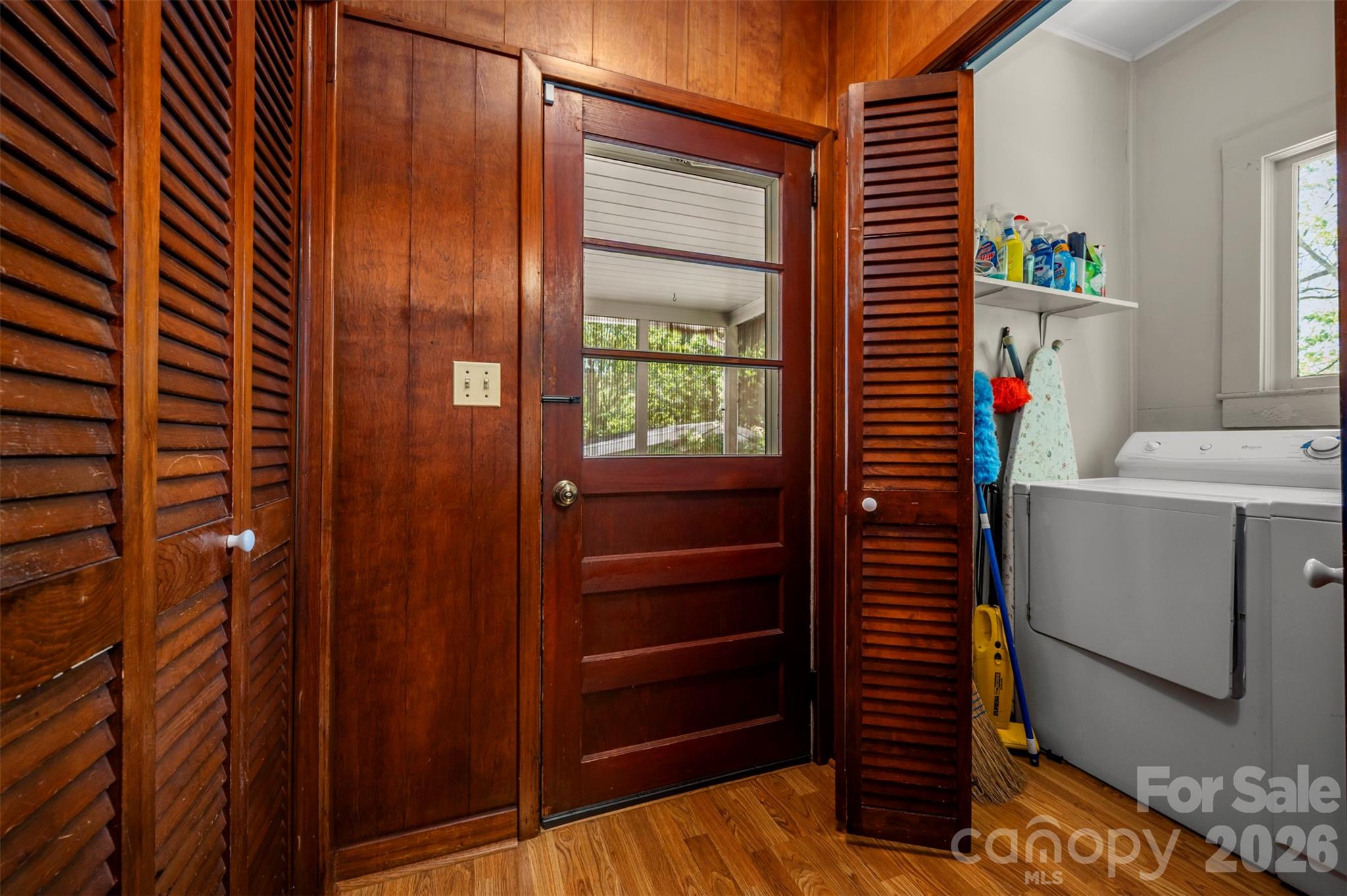 151 S Magnolia Street — Forest City