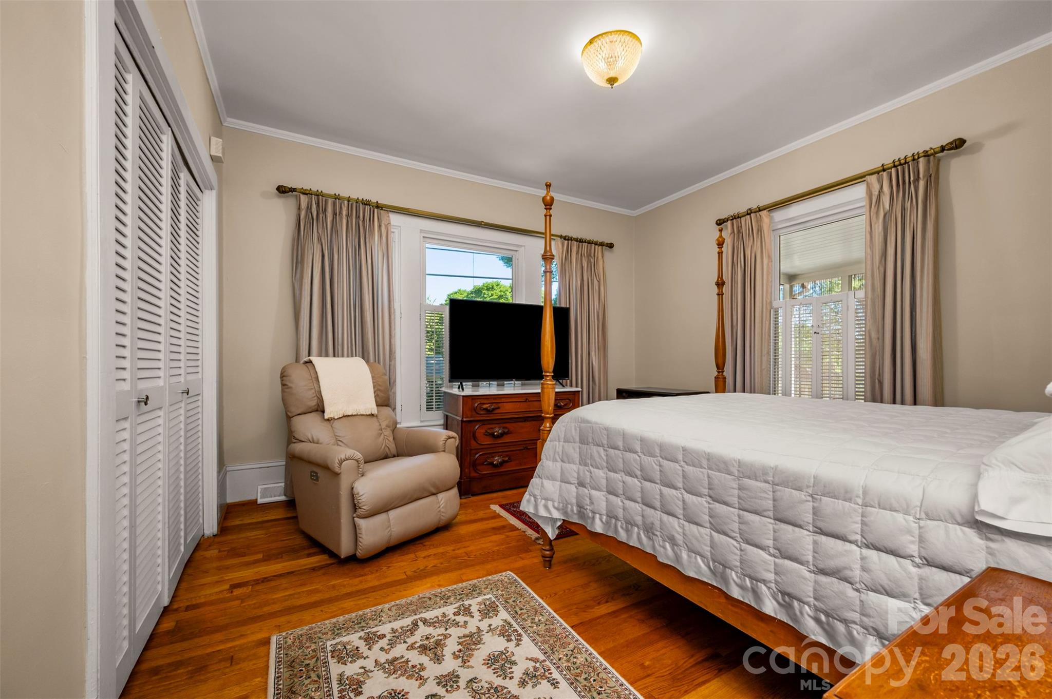151 S Magnolia Street — Forest City