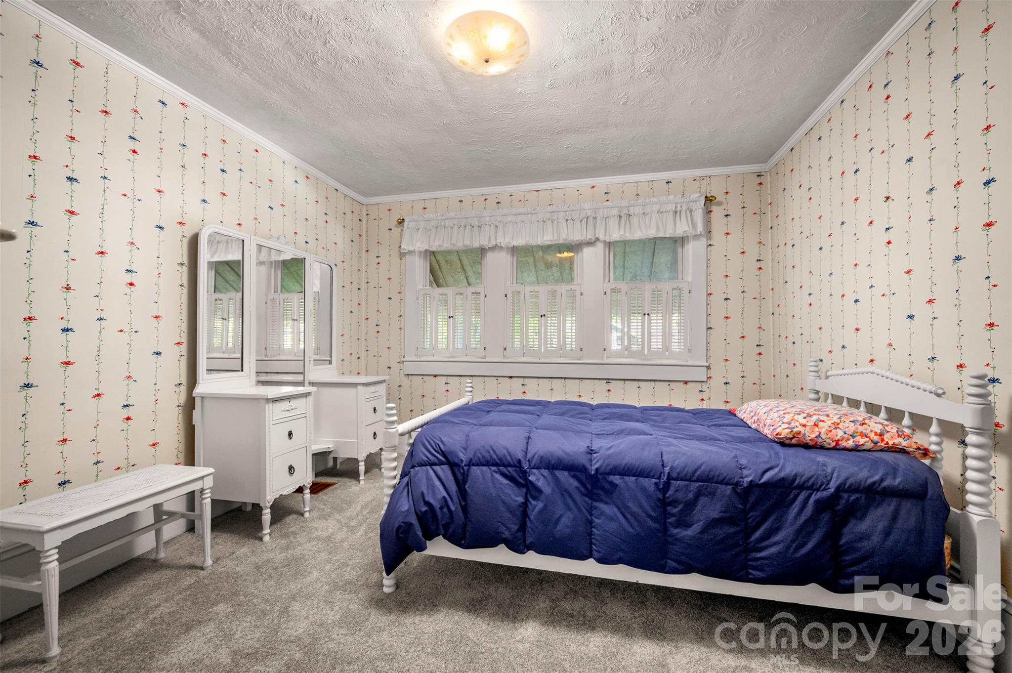151 S Magnolia Street — Forest City