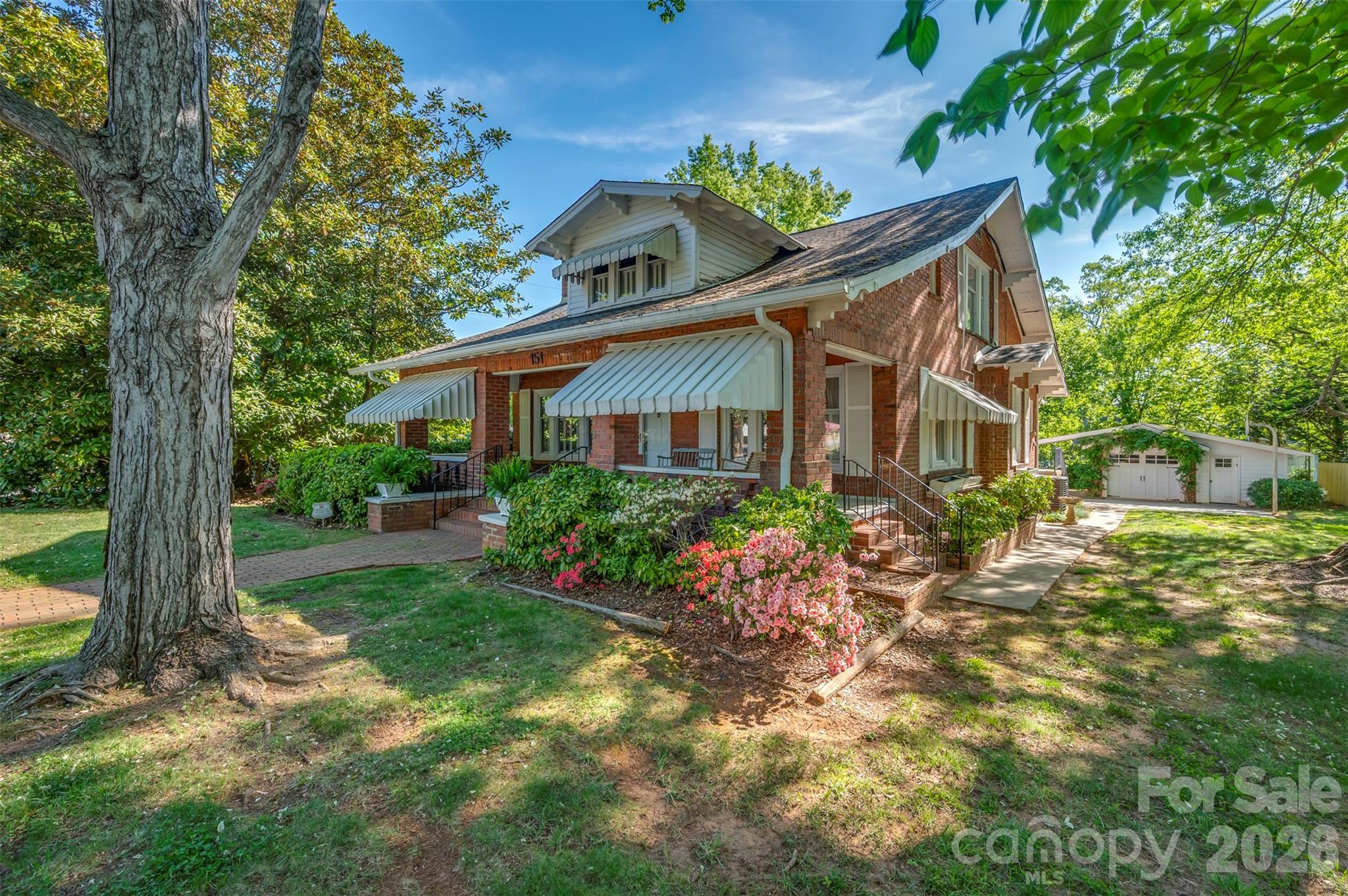 151 S Magnolia Street — Forest City