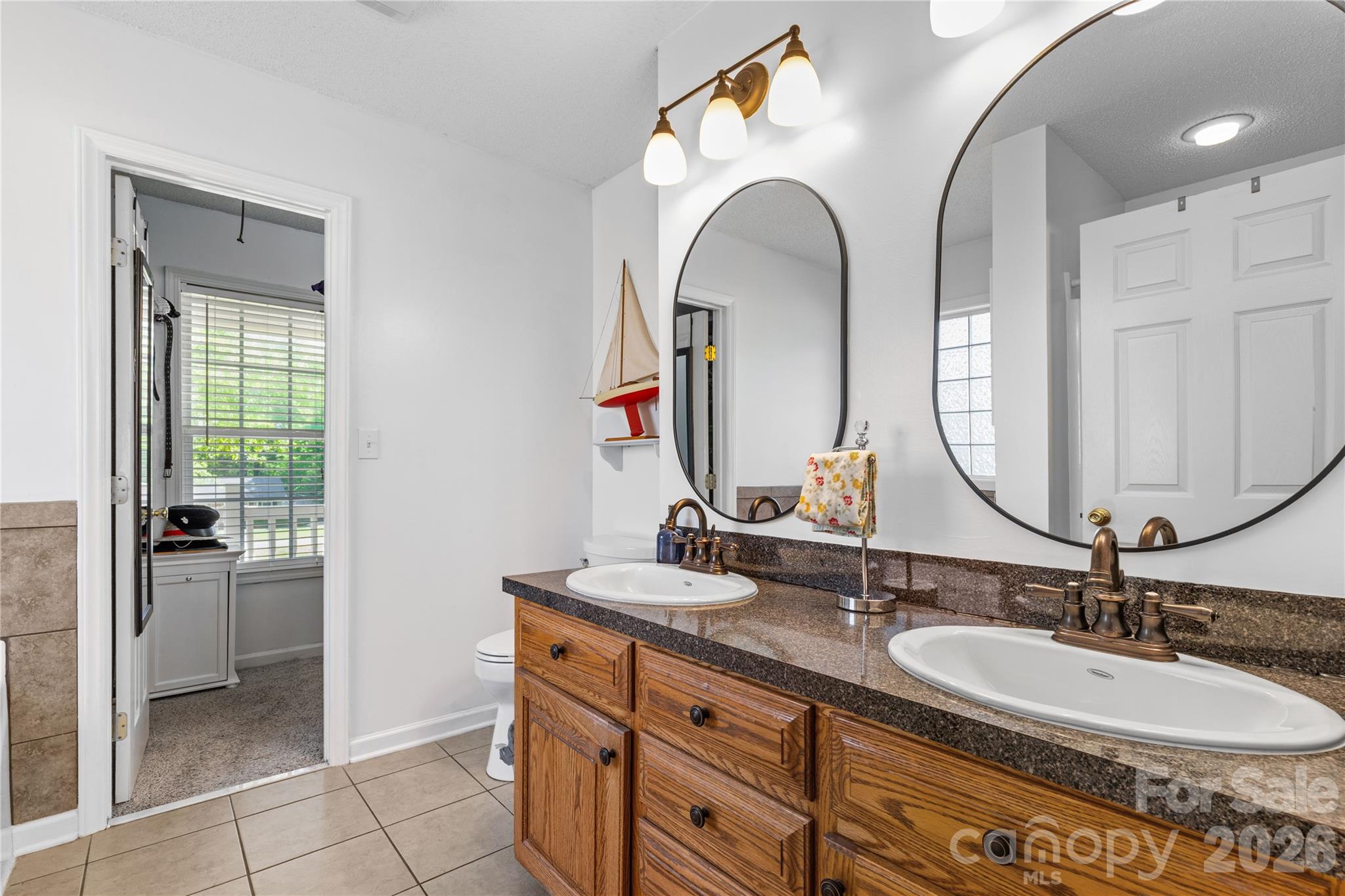1530 Danlee Drive — Lancaster