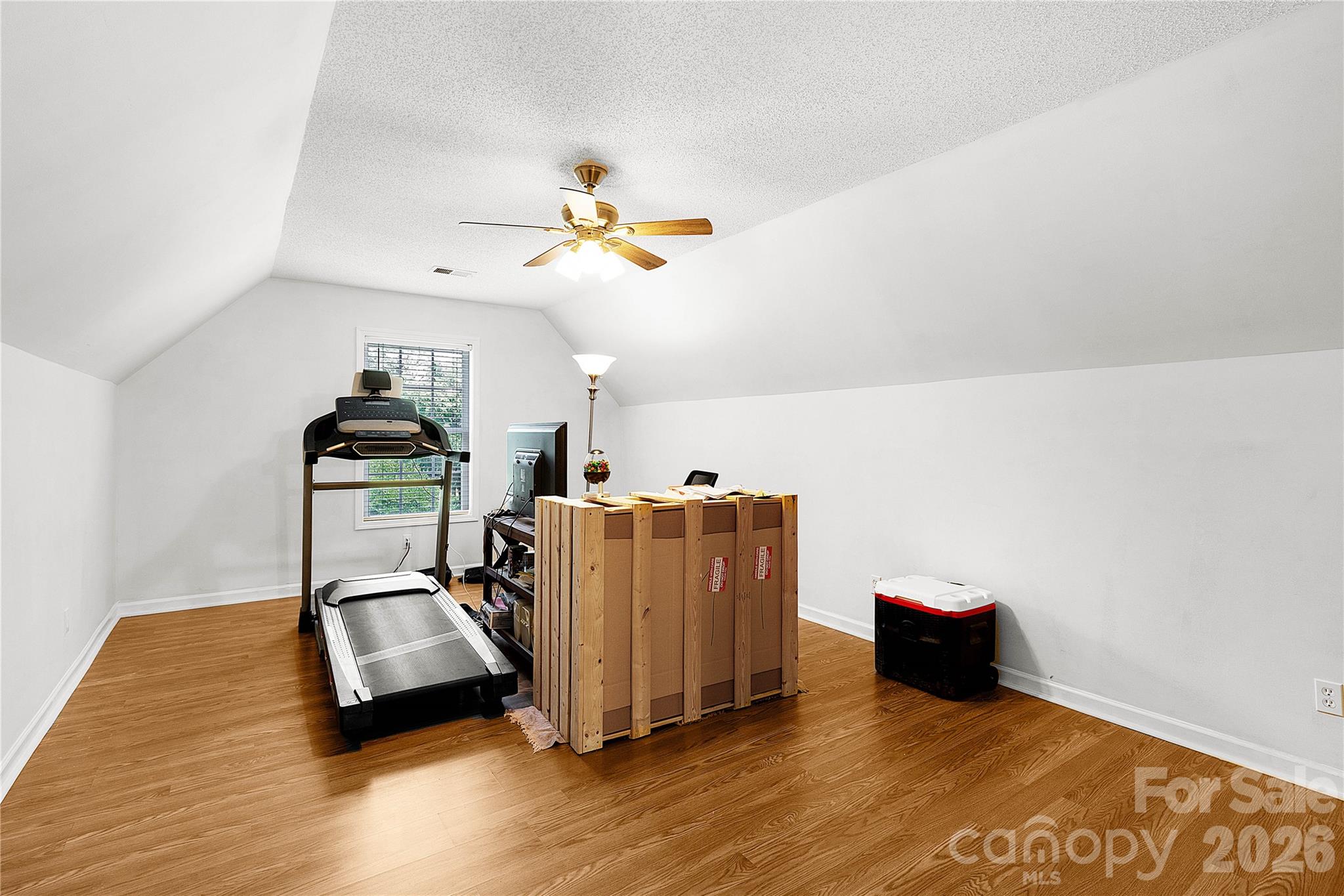 1530 Danlee Drive — Lancaster