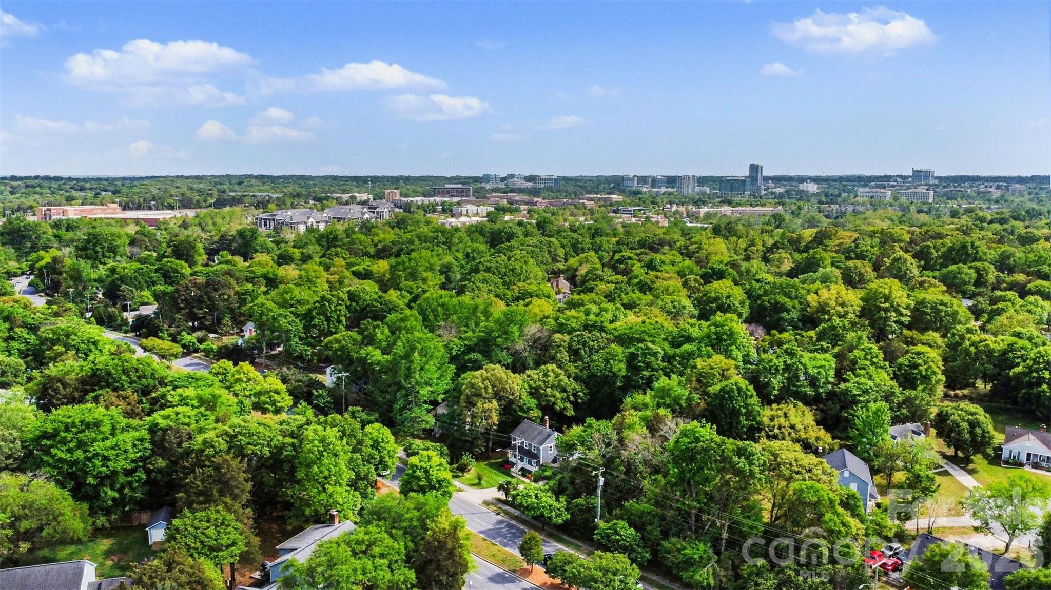 6614 Point Comfort Lane — Charlotte