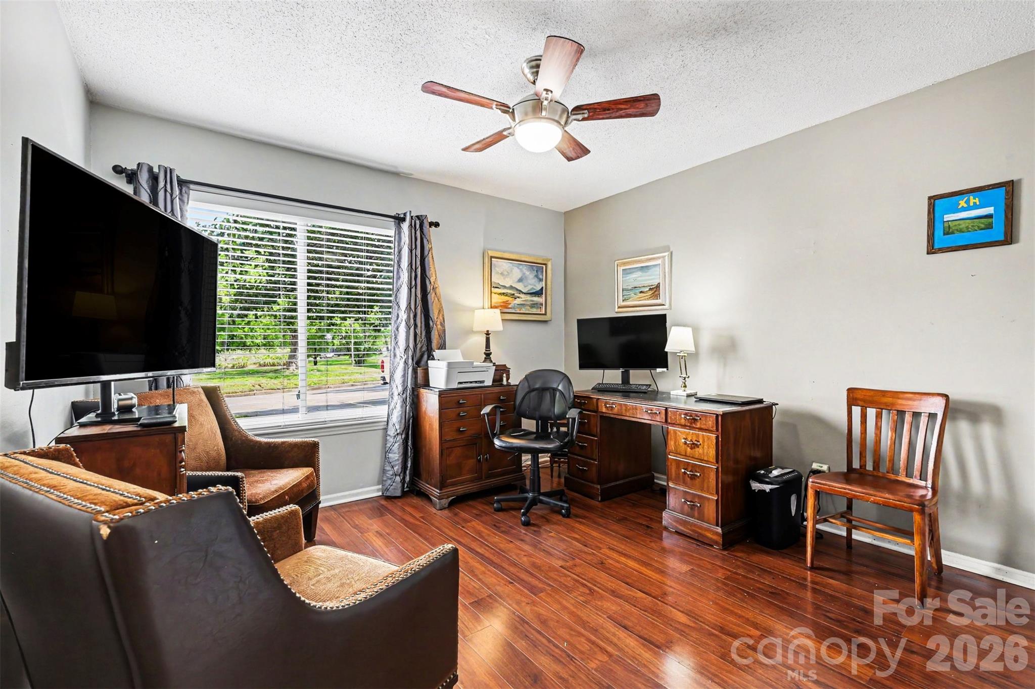 6614 Point Comfort Lane — Charlotte