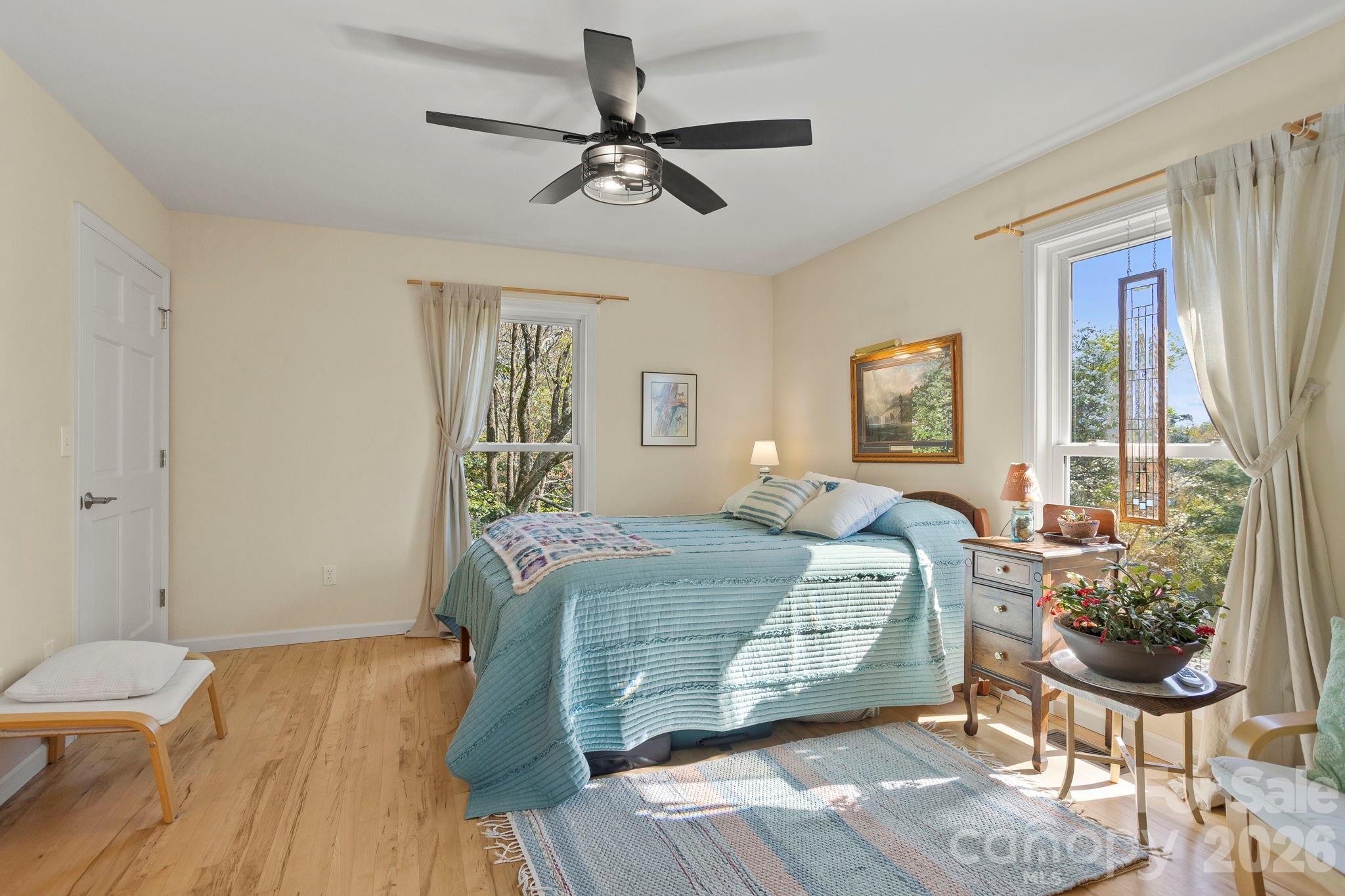 367 Crescent Street — Saluda